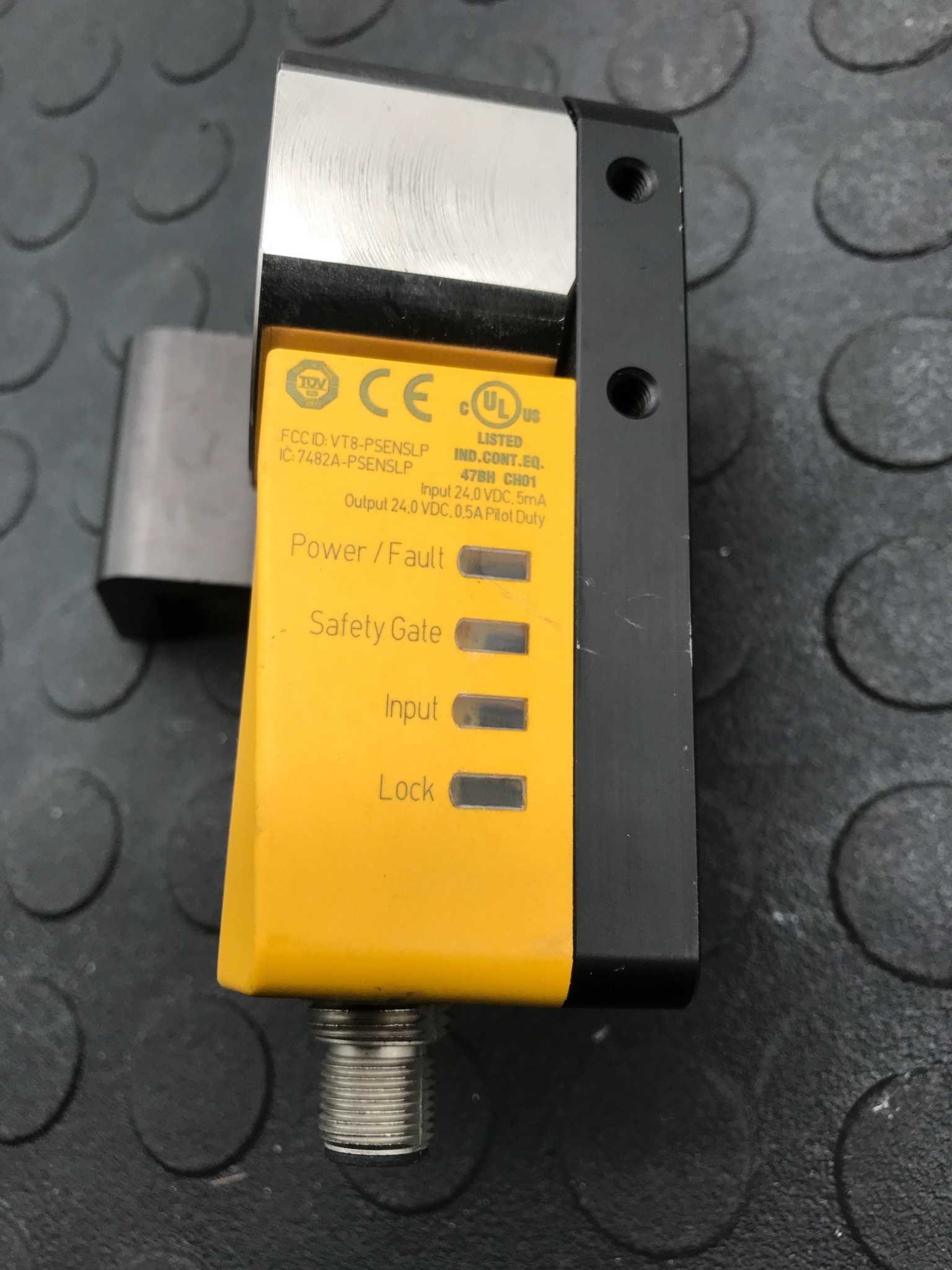 PILZ 570520 VT8‑PSENSLP Interlock Safety Switch USED 2