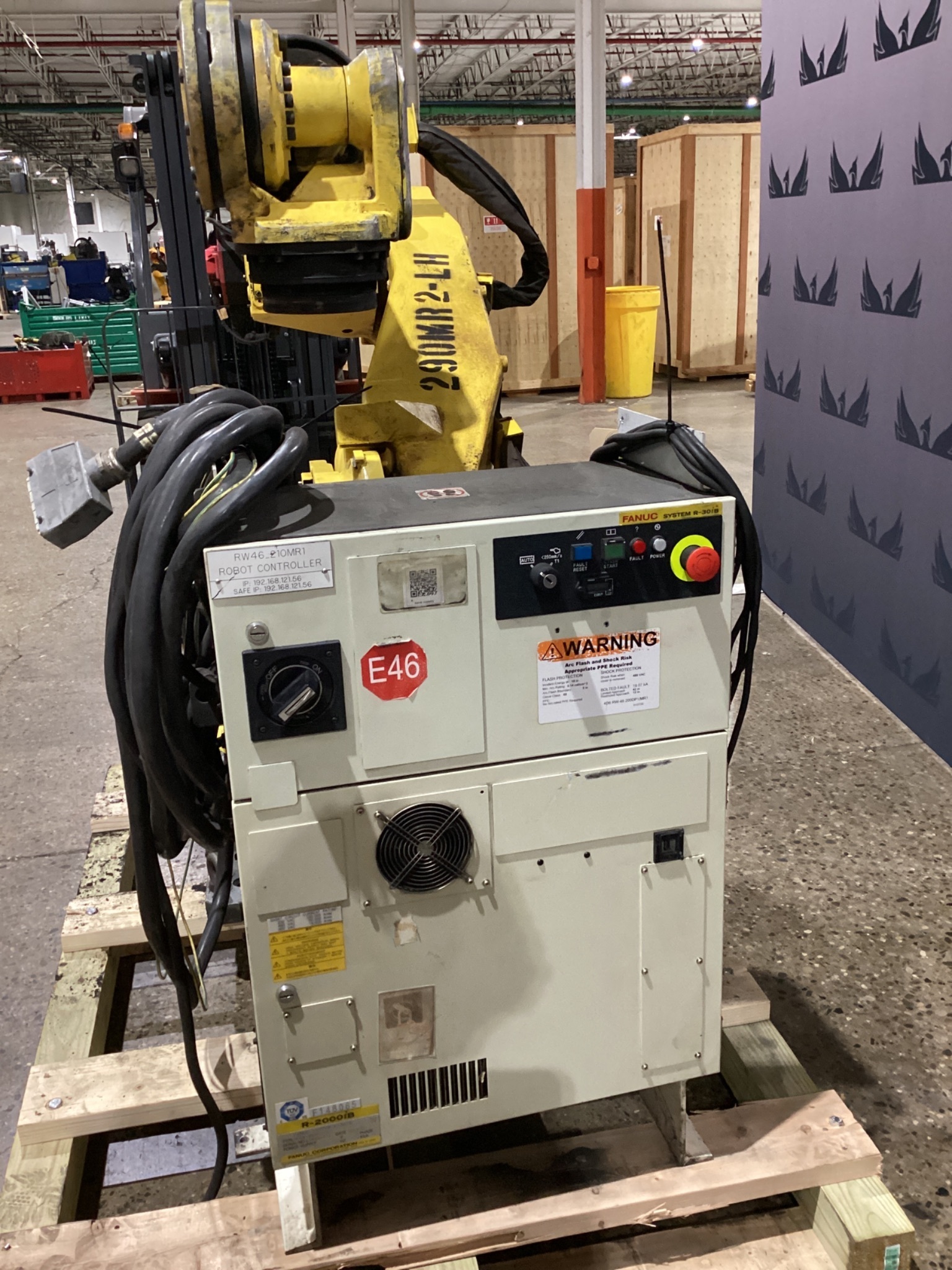 FANUC R-2000iB/210F Complete w/ R-30iB Controls USED - Missing Teach Pendant 1