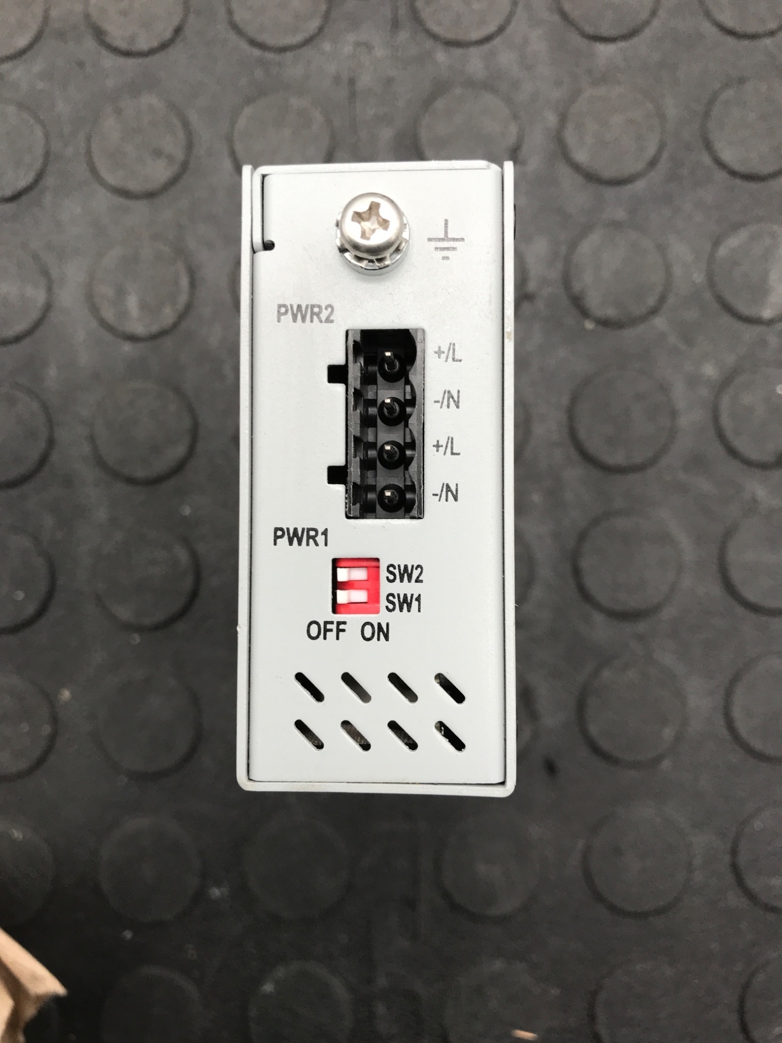 ALLEN BRADLEY 1783‑US5T Stratix 2000 Ethernet Switch USED 2