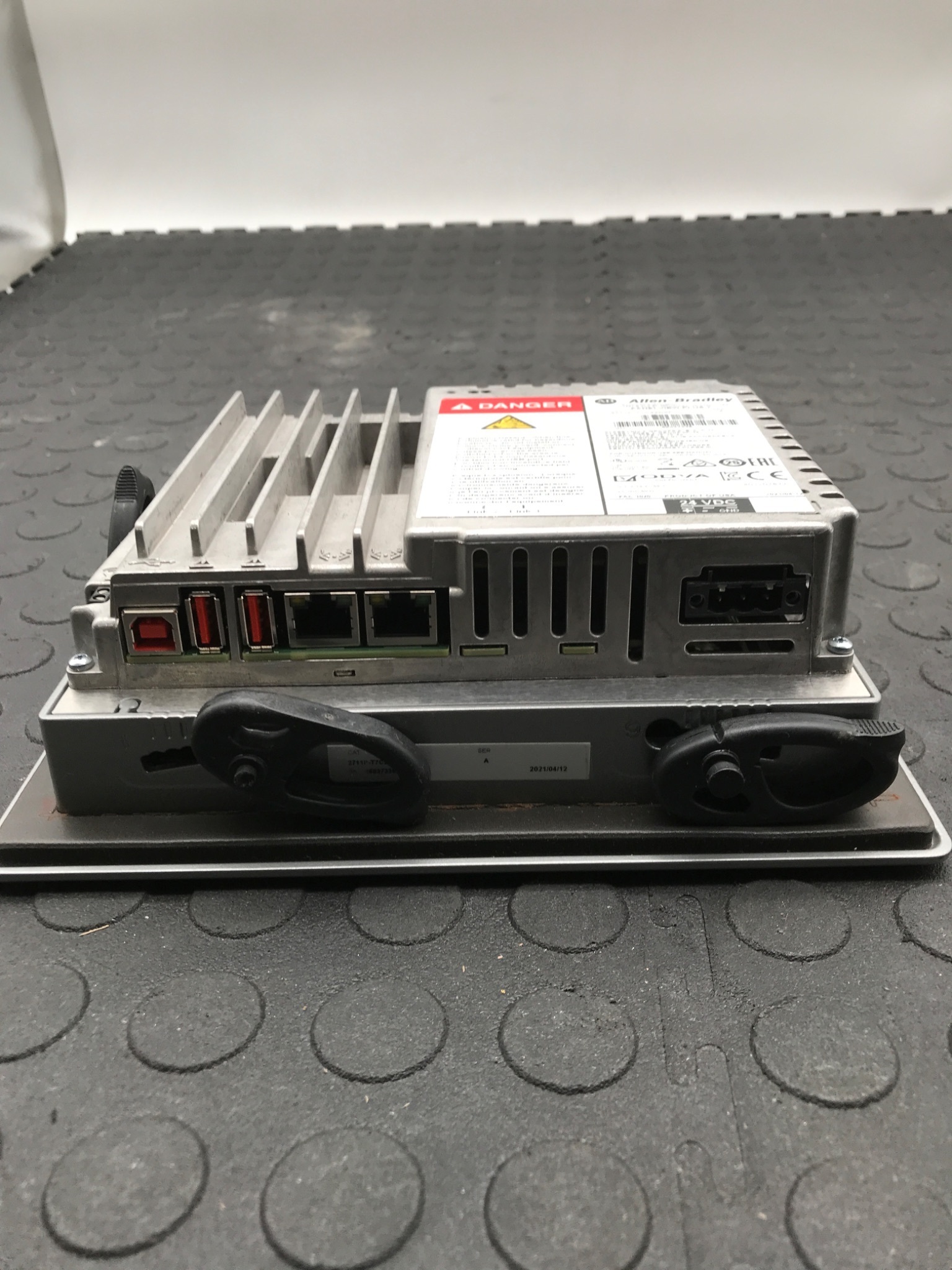 Allen‑Bradley 2711P‑T7C22D9P PanelView Plus 7 HMI Terminal USED 3