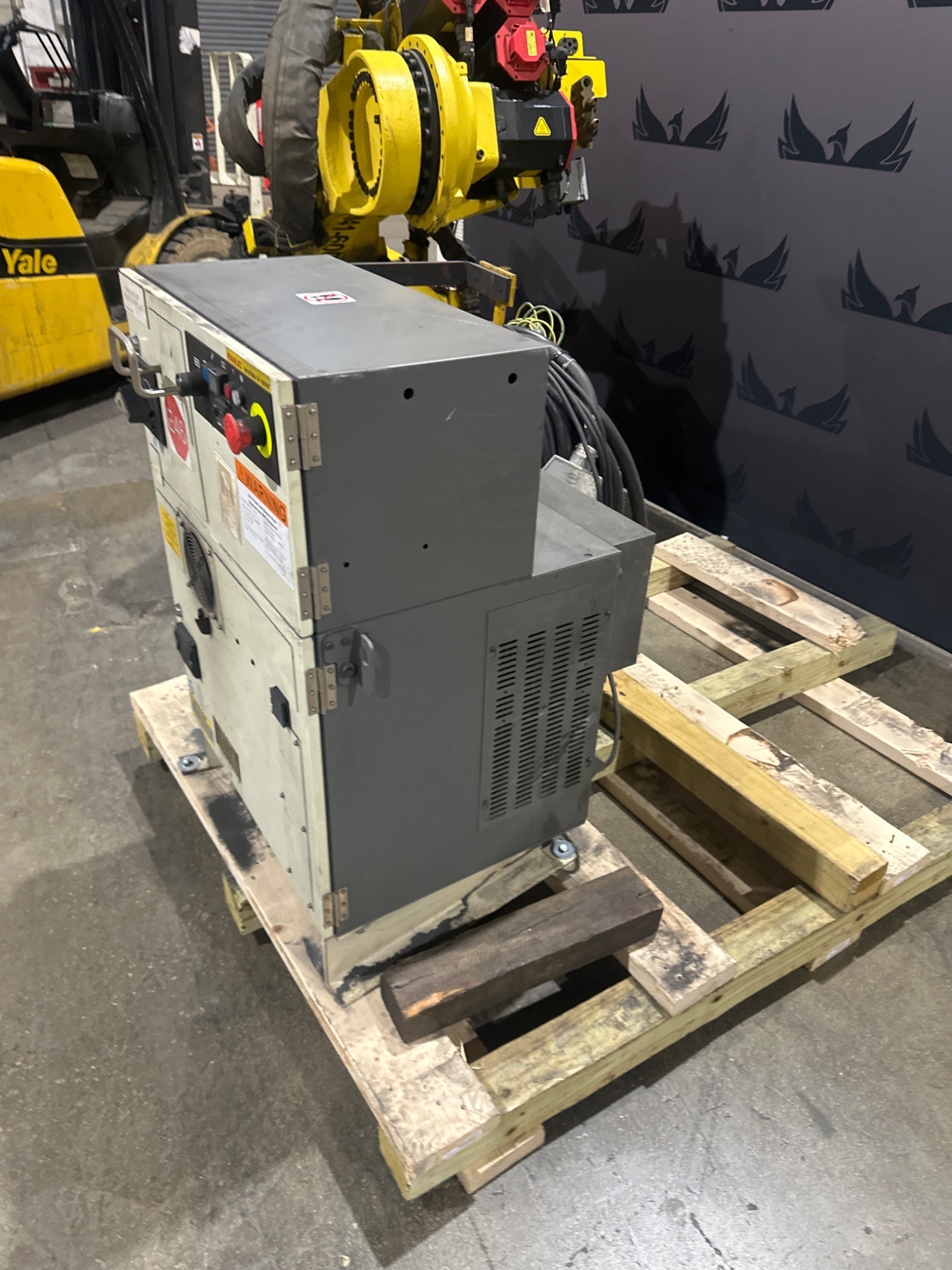 FANUC R-2000IB/210F Complete w/ R-30iB Controls USED - No Pendant 6