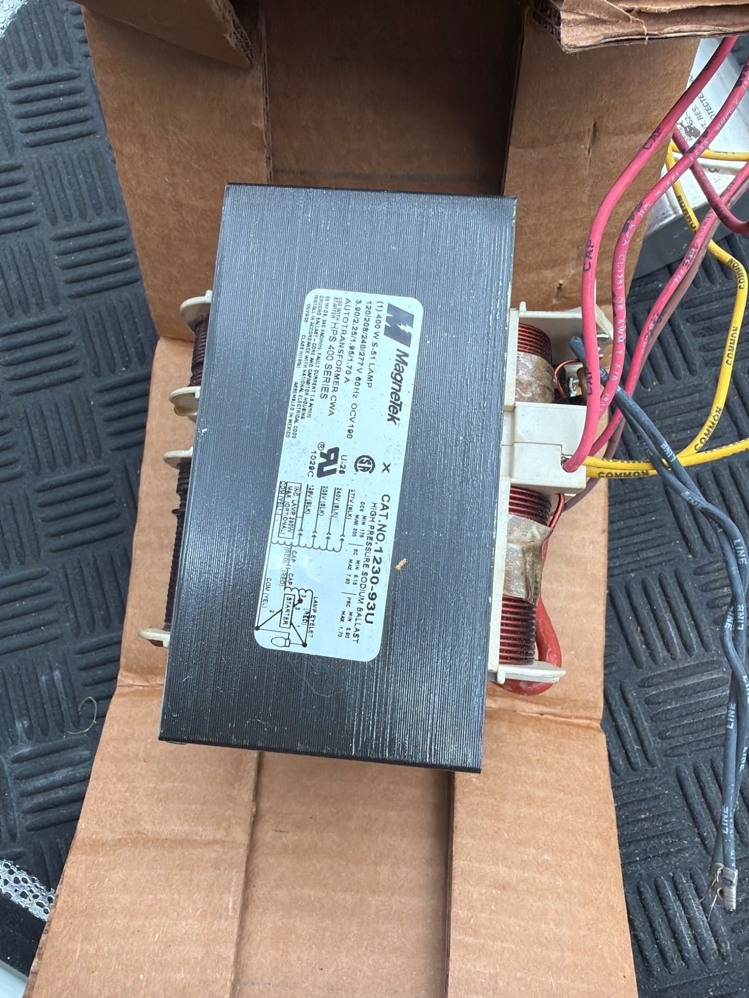 MAGNETEK 1230‑93U HPS Ballast USED 1