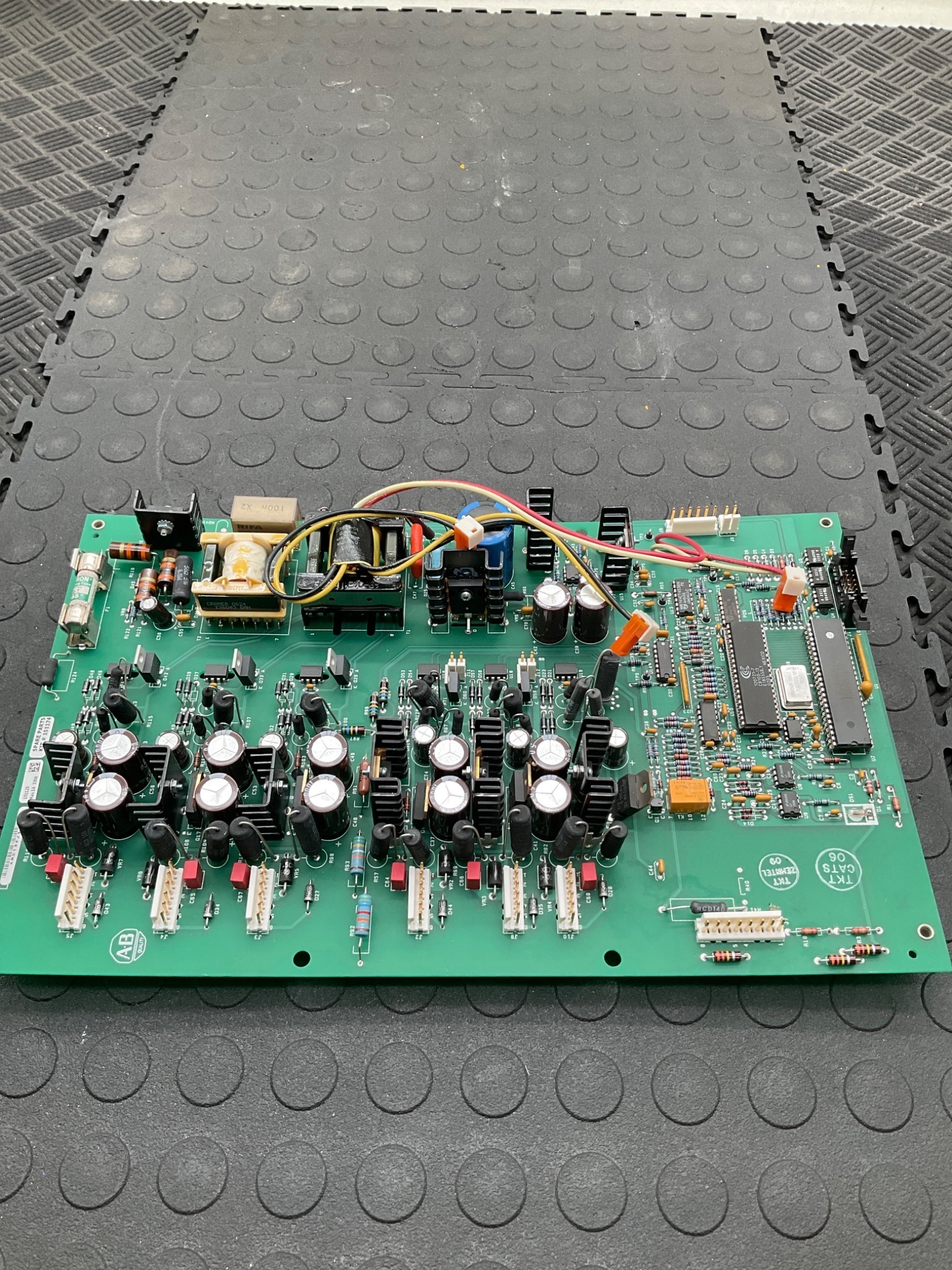 ALLEN BRADLEY 151125 Rev.14 Control Board for 1336 AC Drive USED 4