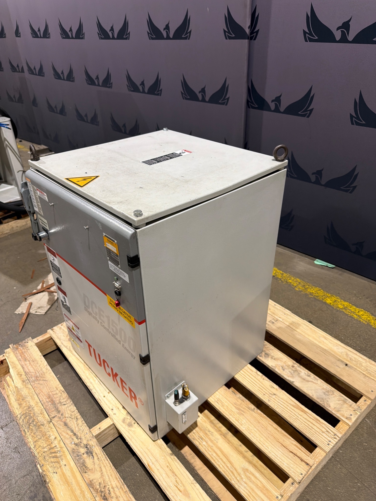 EMHART DCE15AREB DCE1500 Stud Welding Inverter w/ Pendant USED 3