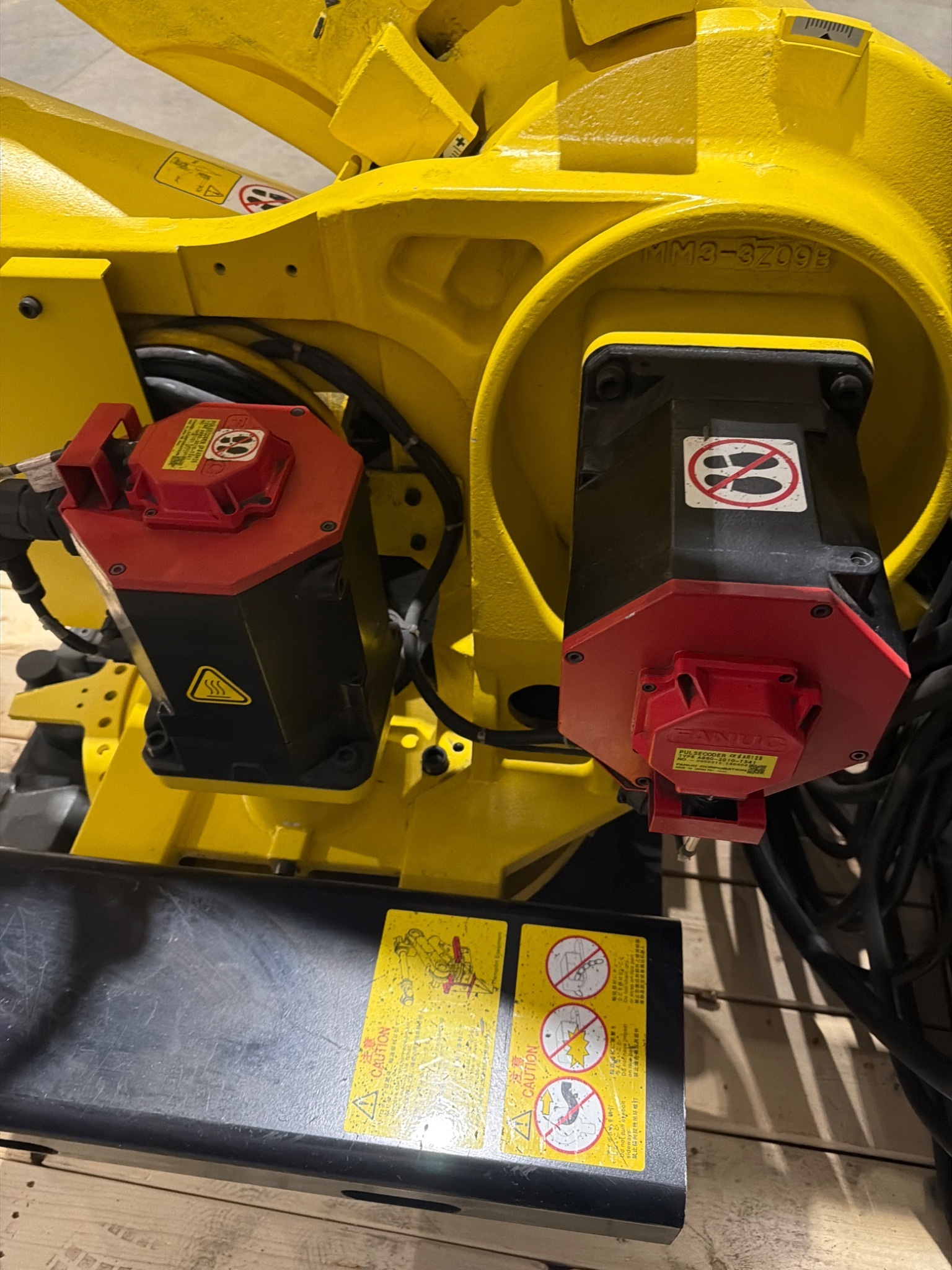 FANUC R‑2000iB/185L Robot Complete w/ R‑30iA & SCA Sealant Controls; USED 6