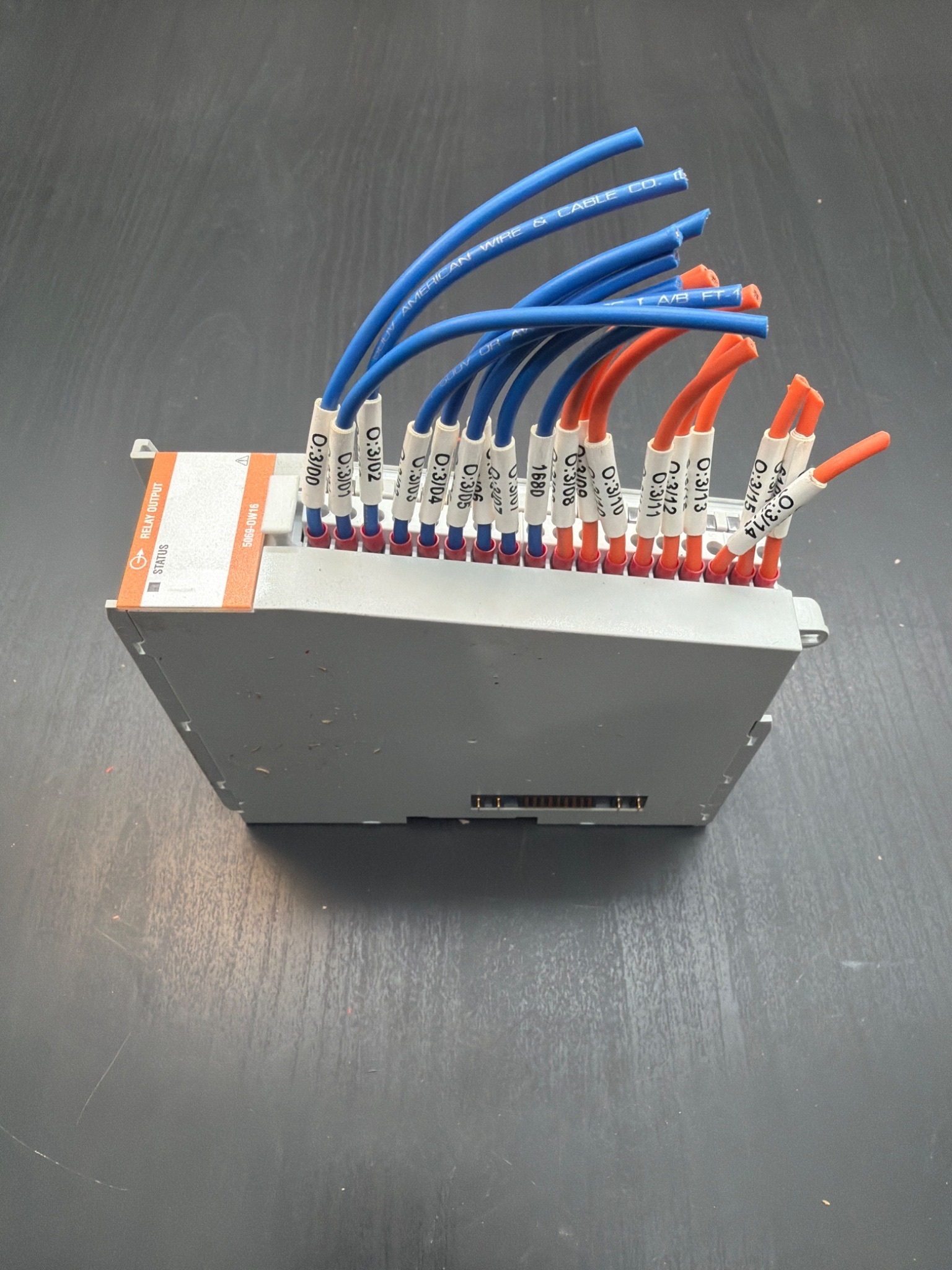 ALLEN BRADLEY 5069‑OW16 Compact 5000 Relay Output Module USED 1
