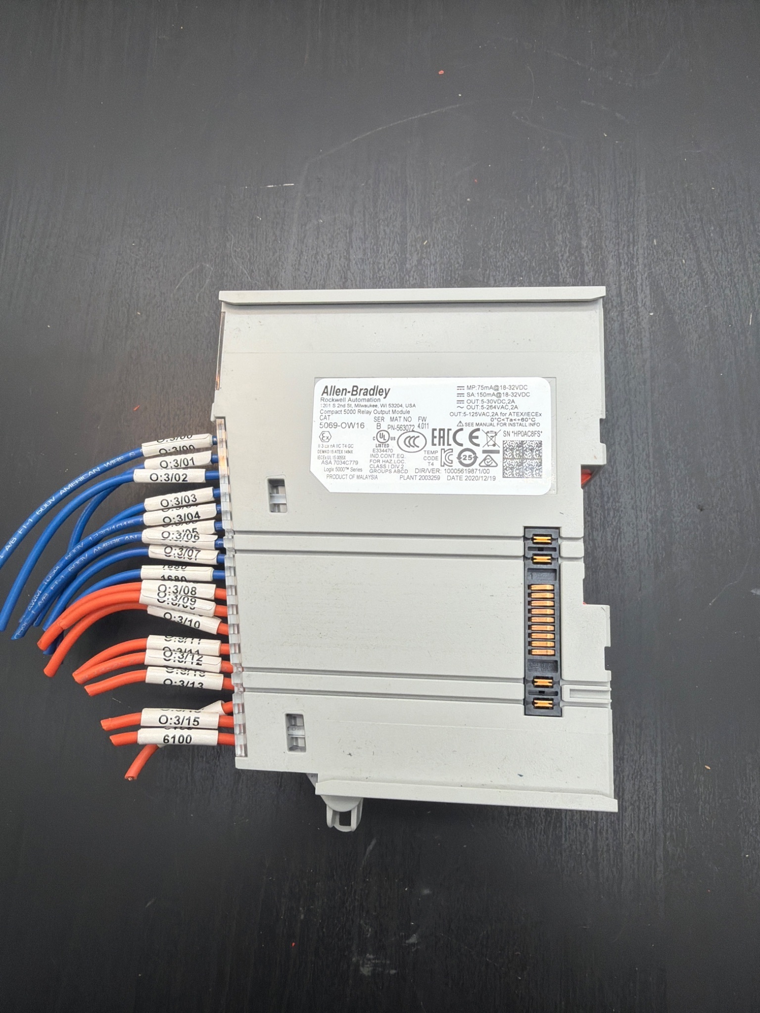 ALLEN BRADLEY 5069‑OW16 Compact 5000 Relay Output Module USED 3