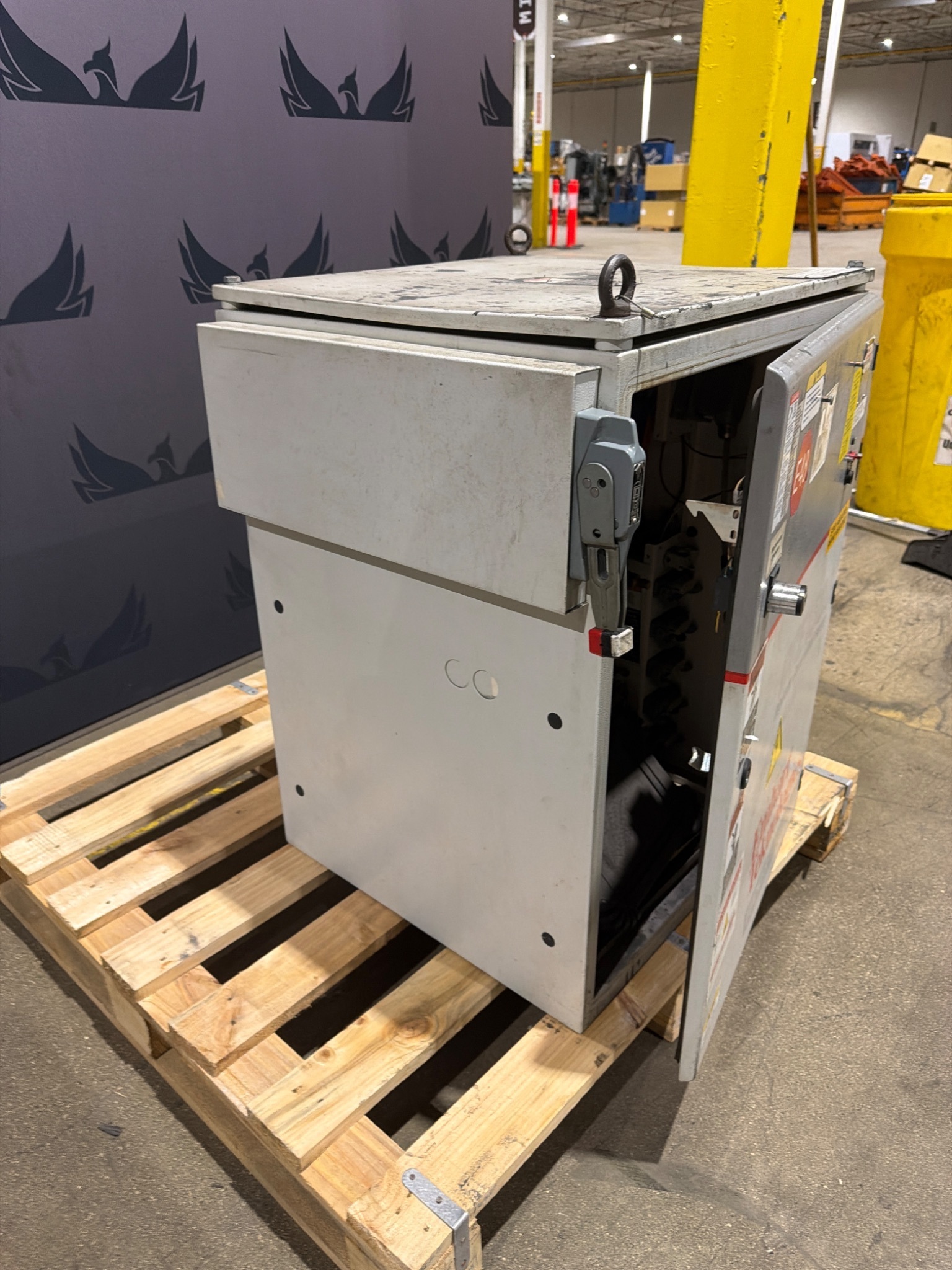 EMHART DCE15AREB DCE1500 Stud Welding Inverter w/ Pendant 480V USED 2
