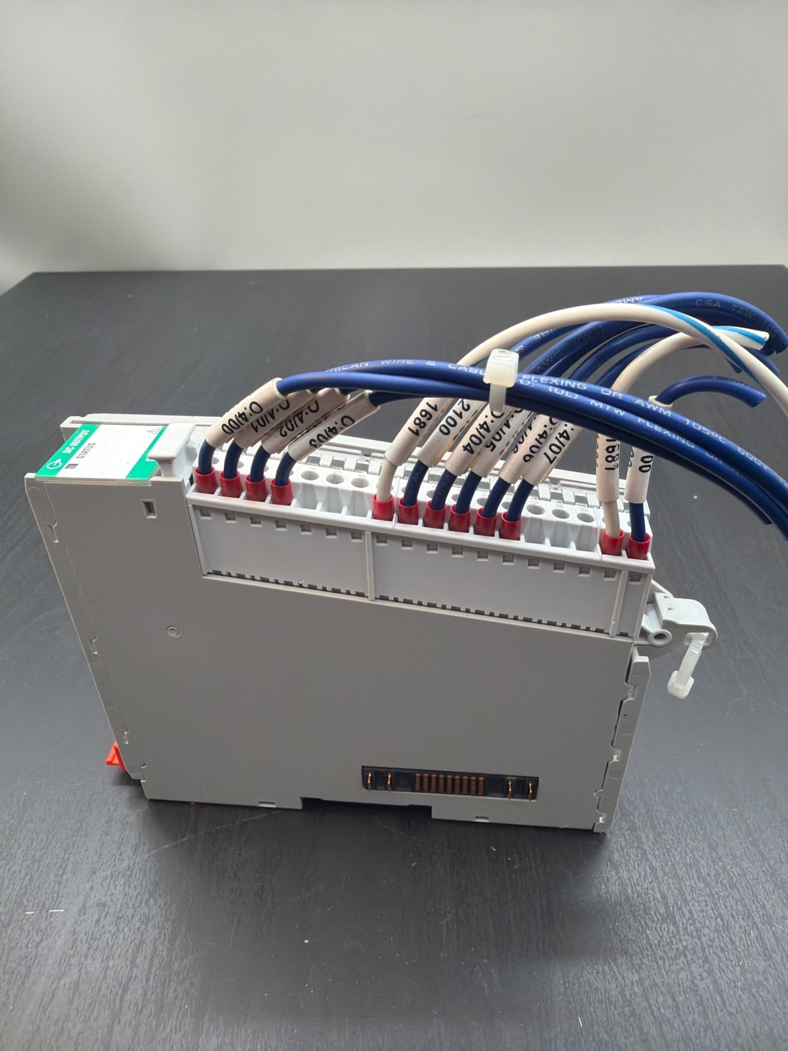 ALLEN BRADLEY 5069‑OB8 Compact 5000 Digital Output Module USED 3