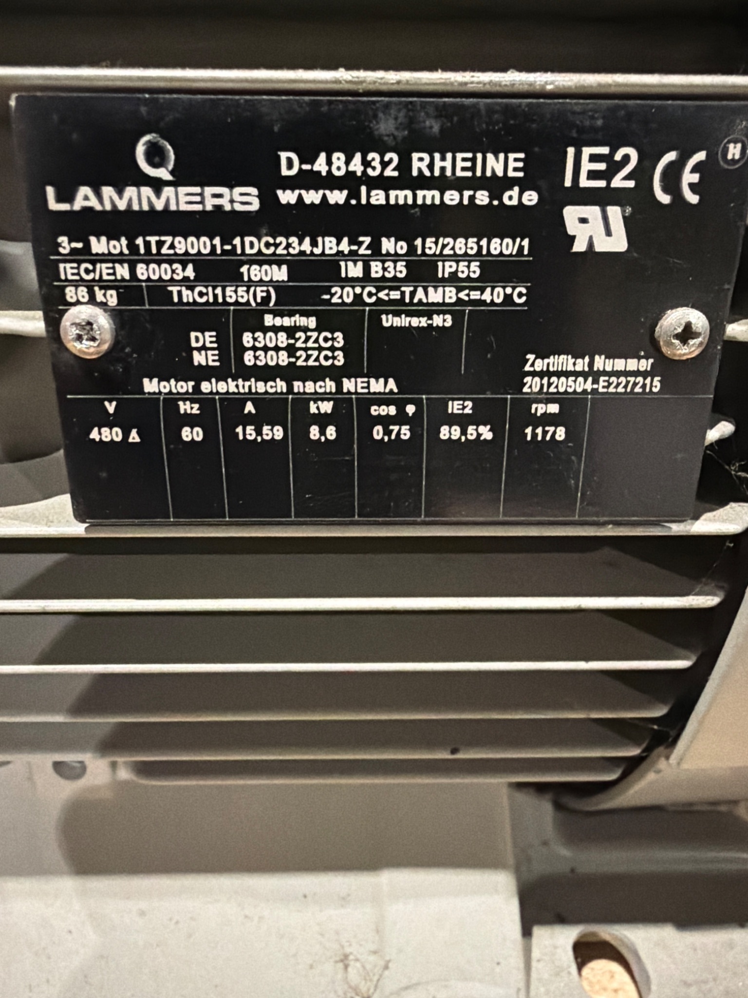 LAMMERS 1TZ9001-1DC234JB4-Z IE2 AC Motor 8.6 kW 480V 1178 RPM NEW 4