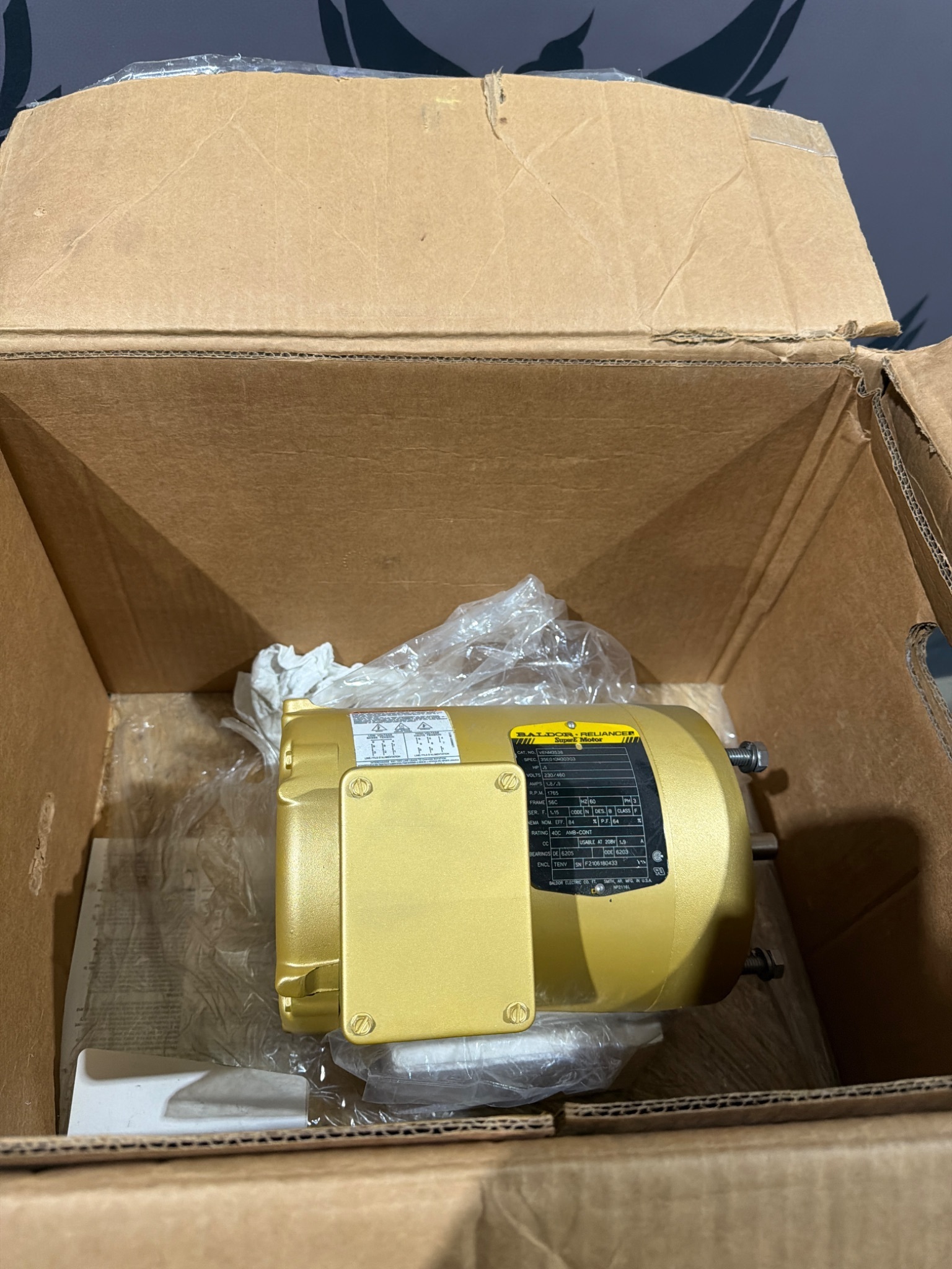 Baldor Reliance VENM3538 Super‑E Motor 0.5 HP 230/460V 1765 RPM 3PH NEW 2