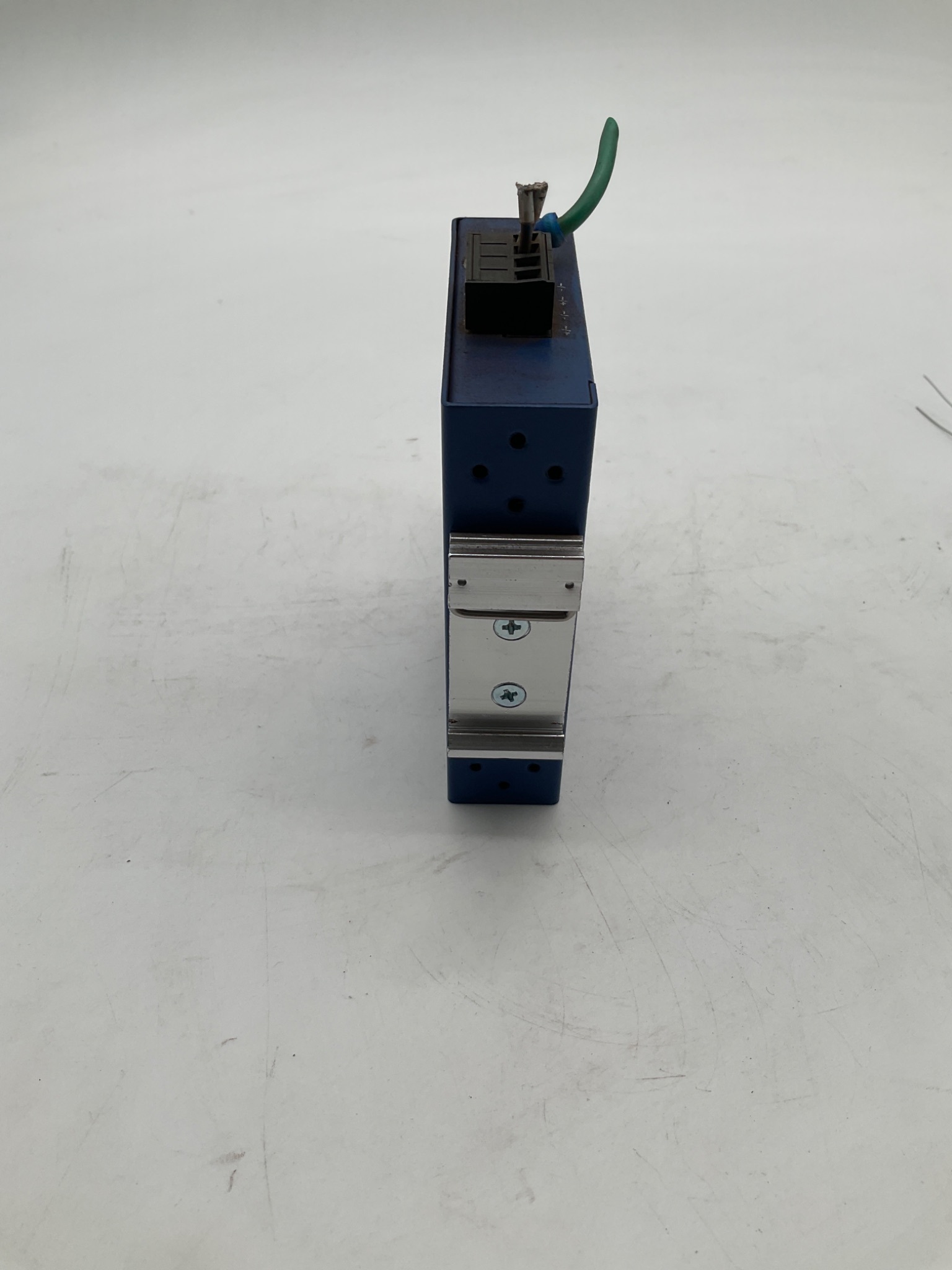 B&B Electronics ESW105 Unmanaged Ethernet Switch USED 2