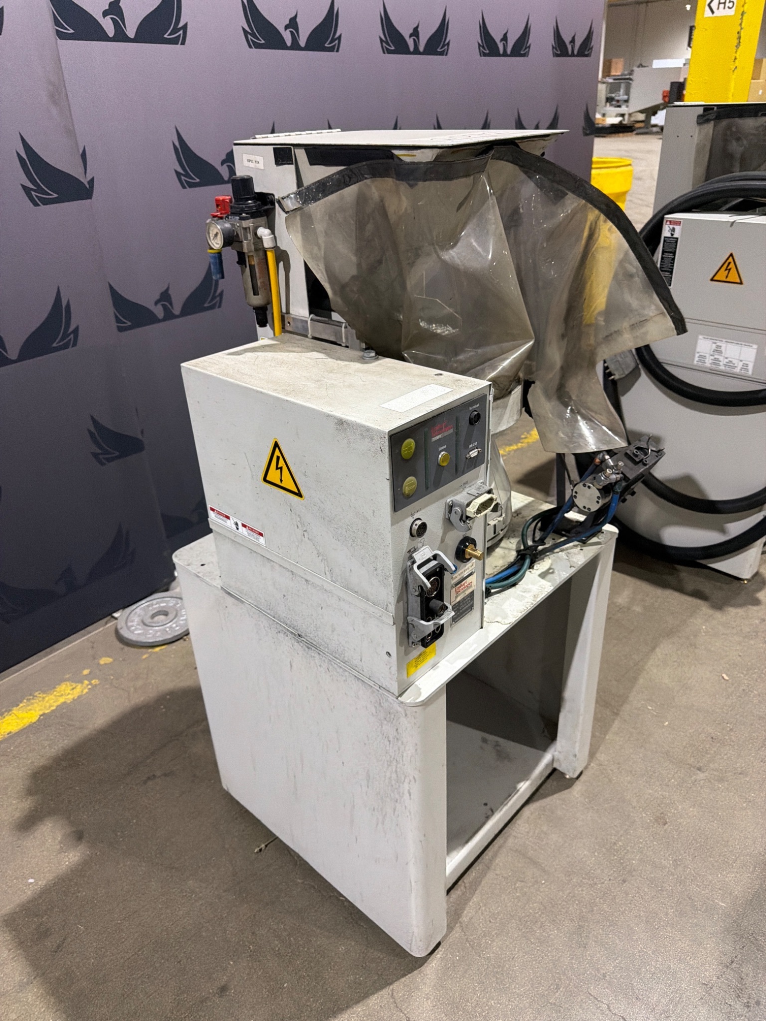 EMHART TEKNOLOGIES ETF12B Stud Feeder USED 1