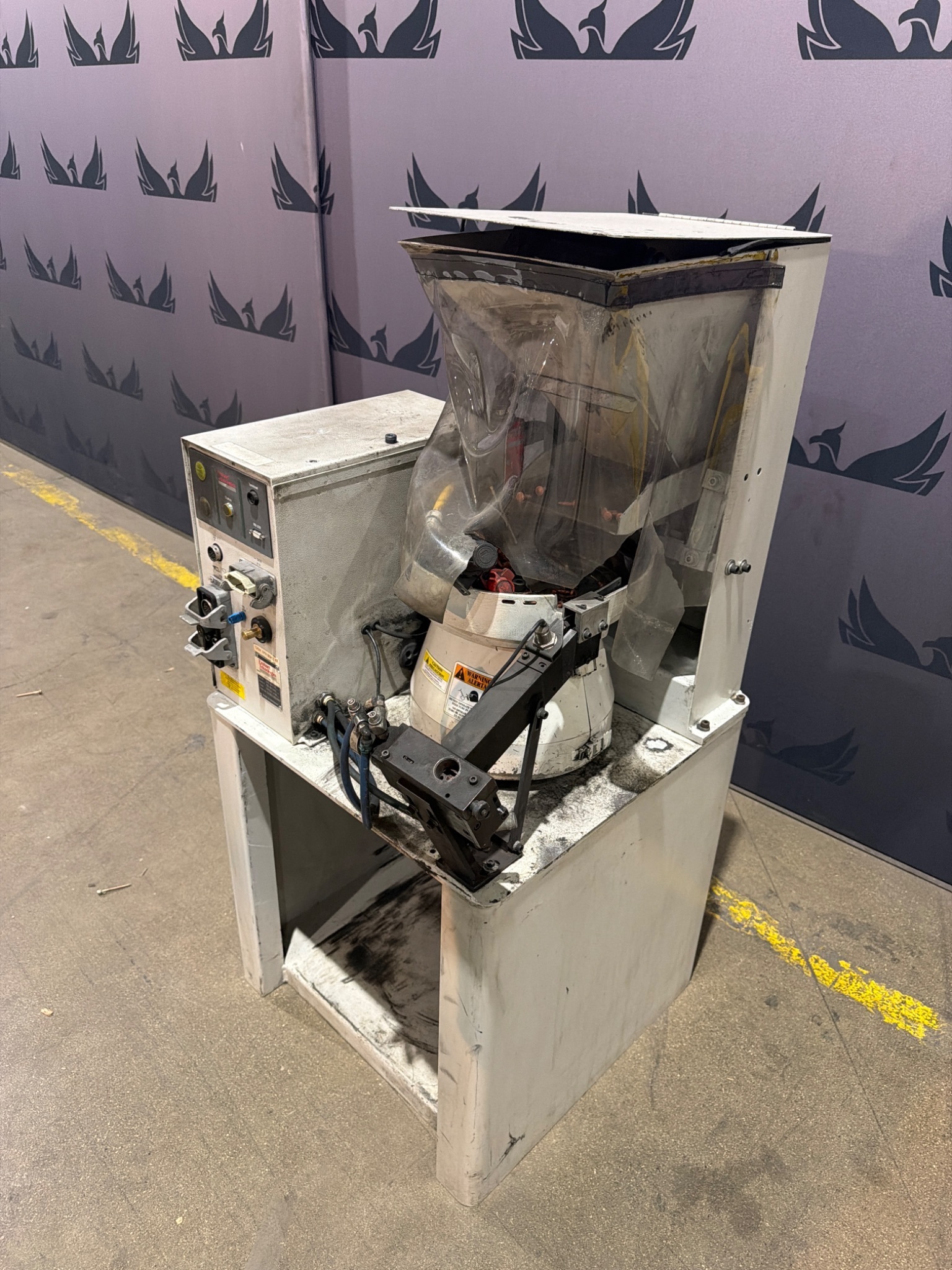 EMHART TEKNOLOGIES ETF12N Stud Feeder USED 2