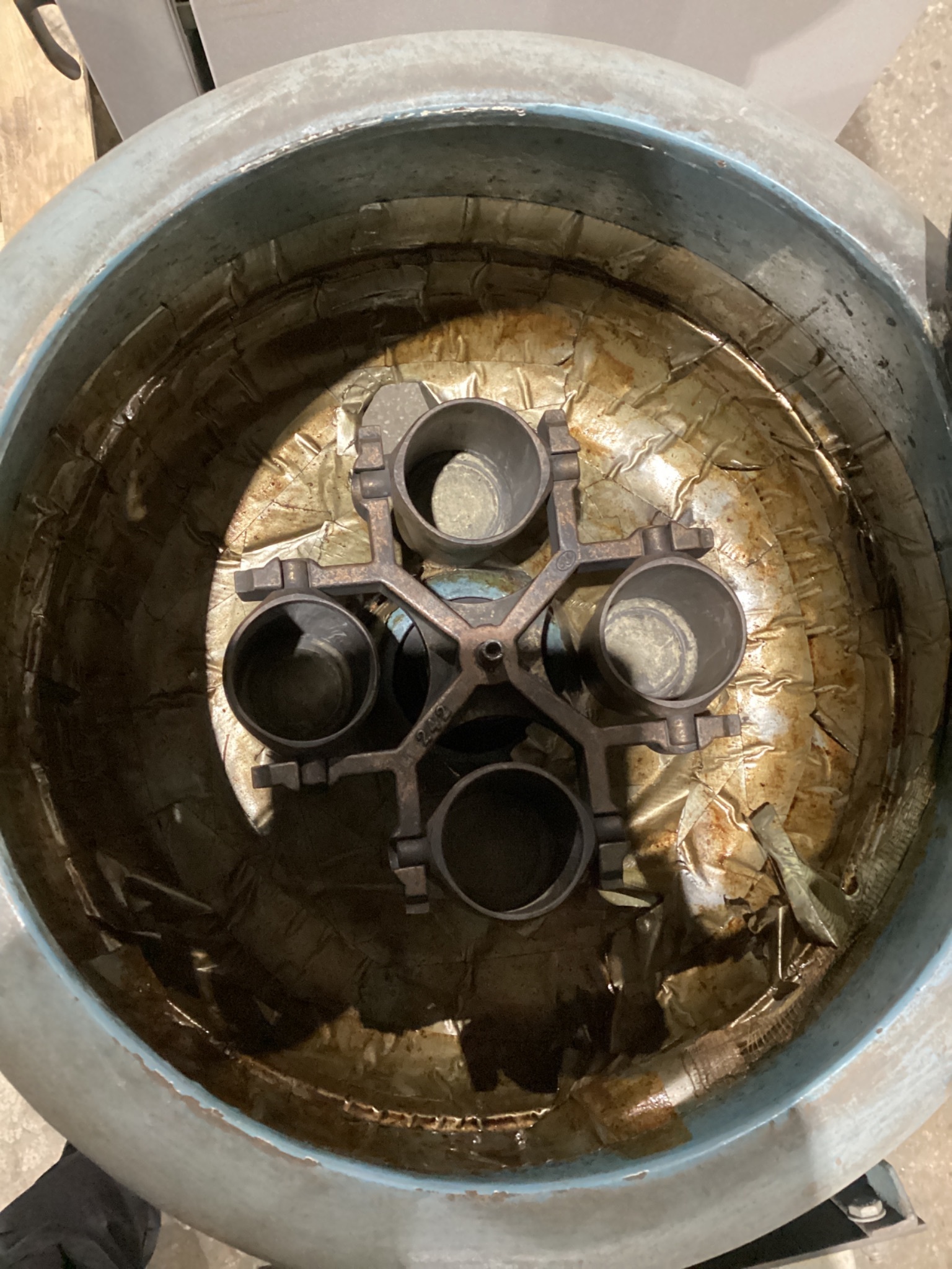 INTERNATIONAL EQUIPMENT Type SB Size 1 Centrifuge USED 6