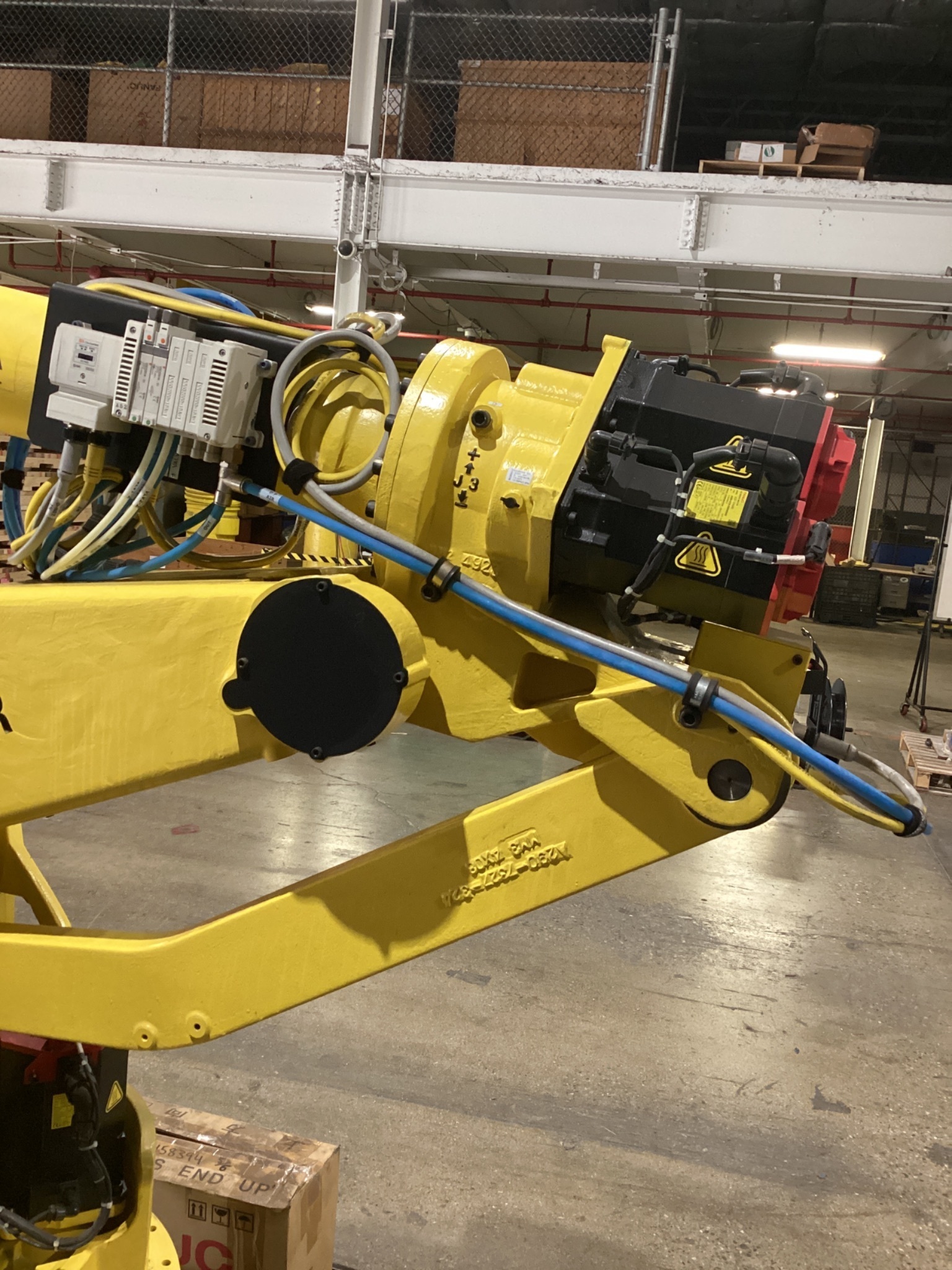 FANUC M-900iA/260L Complete w/ R-30iA Controls USED - Low Hours 6