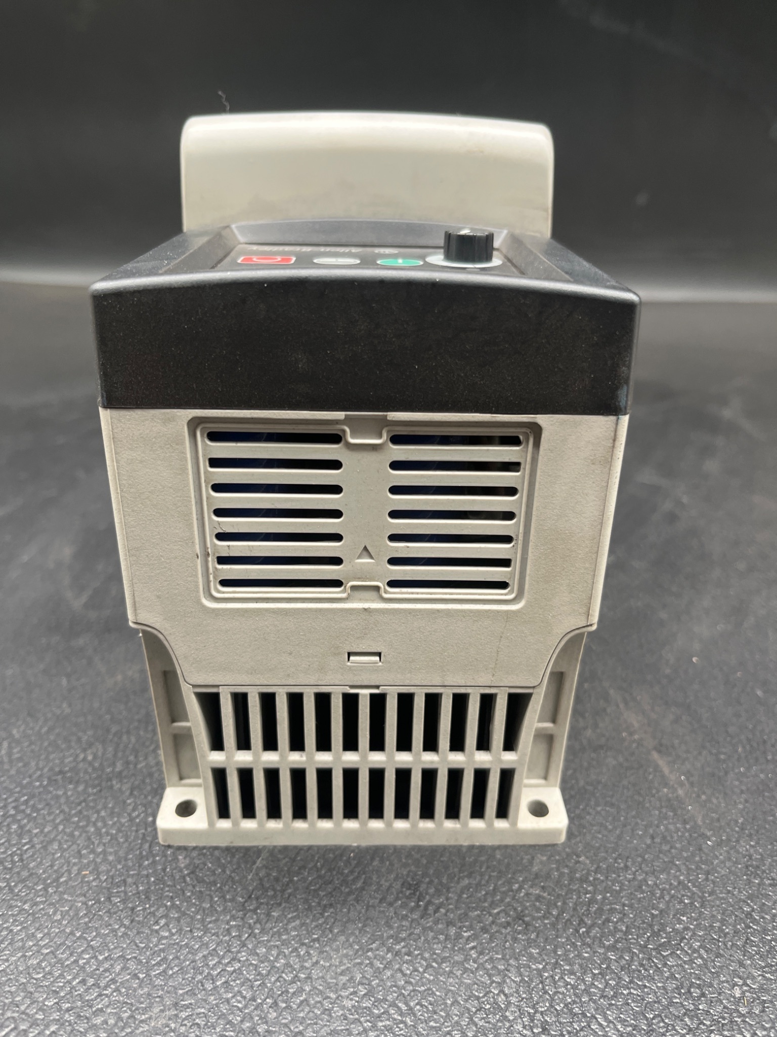 ALLEN BRADLEY 22B-D2P3N104 POWERFLEX 40 DRIVE USED 4