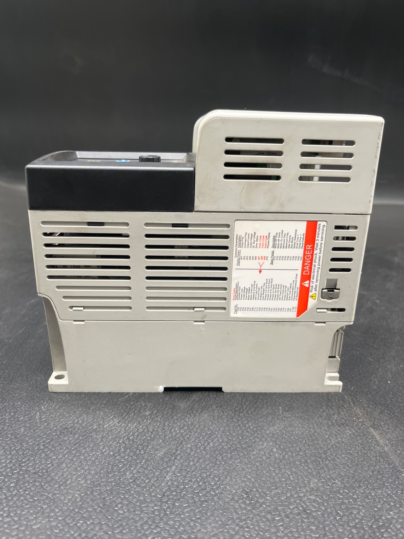ALLEN BRADLEY 22B-D2P3N104 POWERFLEX 40 DRIVE USED 5