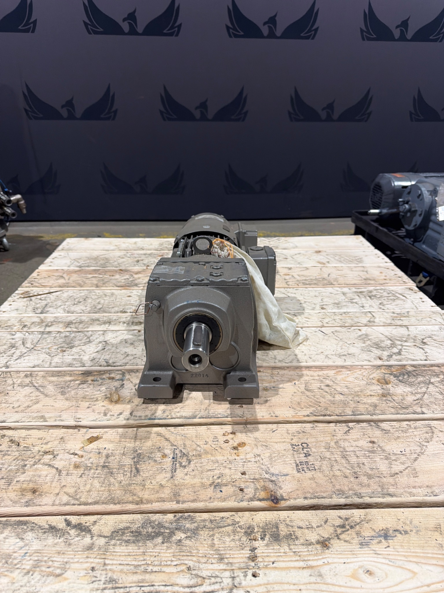 SEW‑EURODRIVE R57DR80M4 Gearmotor 1 HP 43.3:1 Brake NEW 0