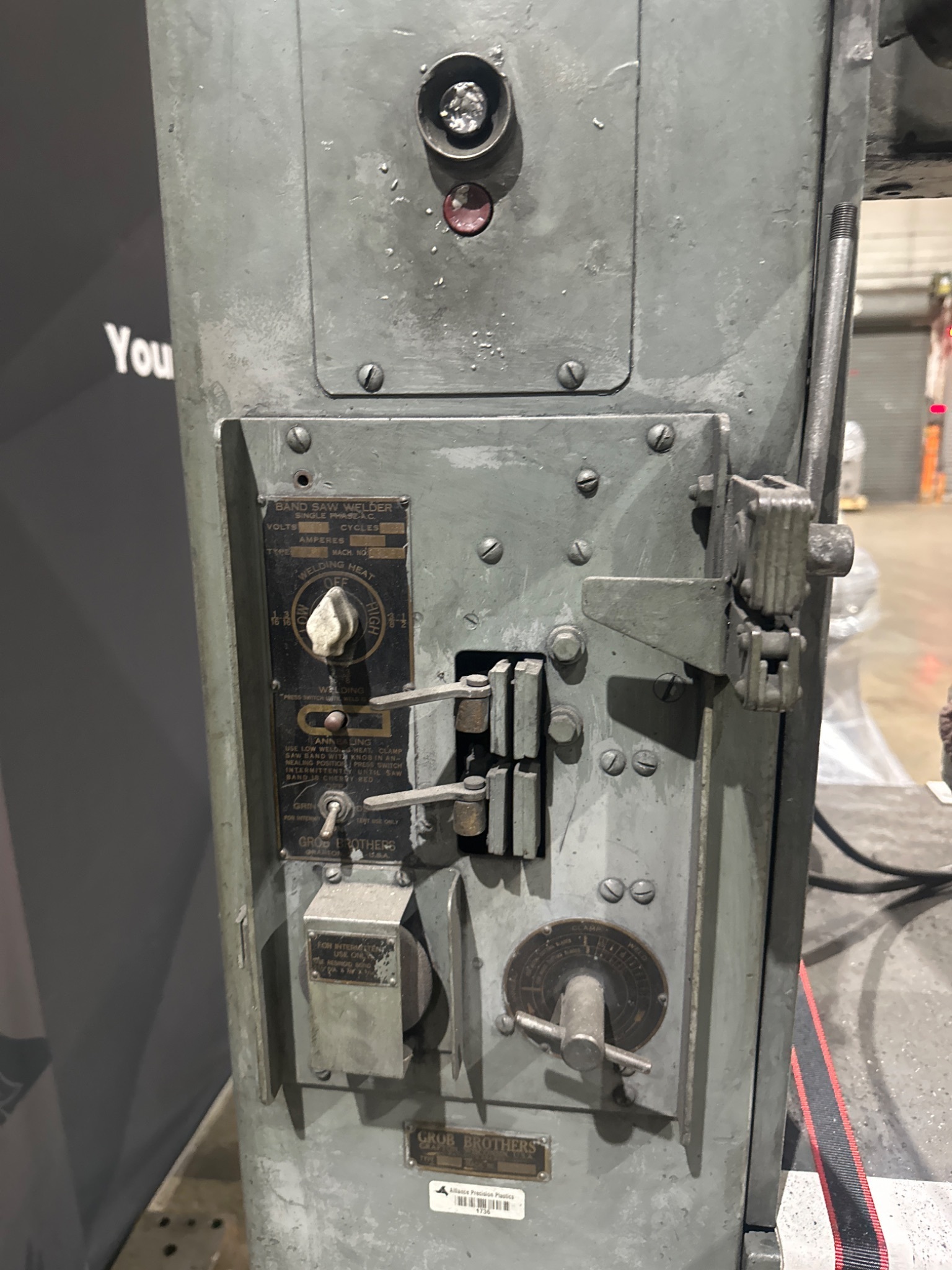 GROB NS18 18" Vertical Band Saw USED 5