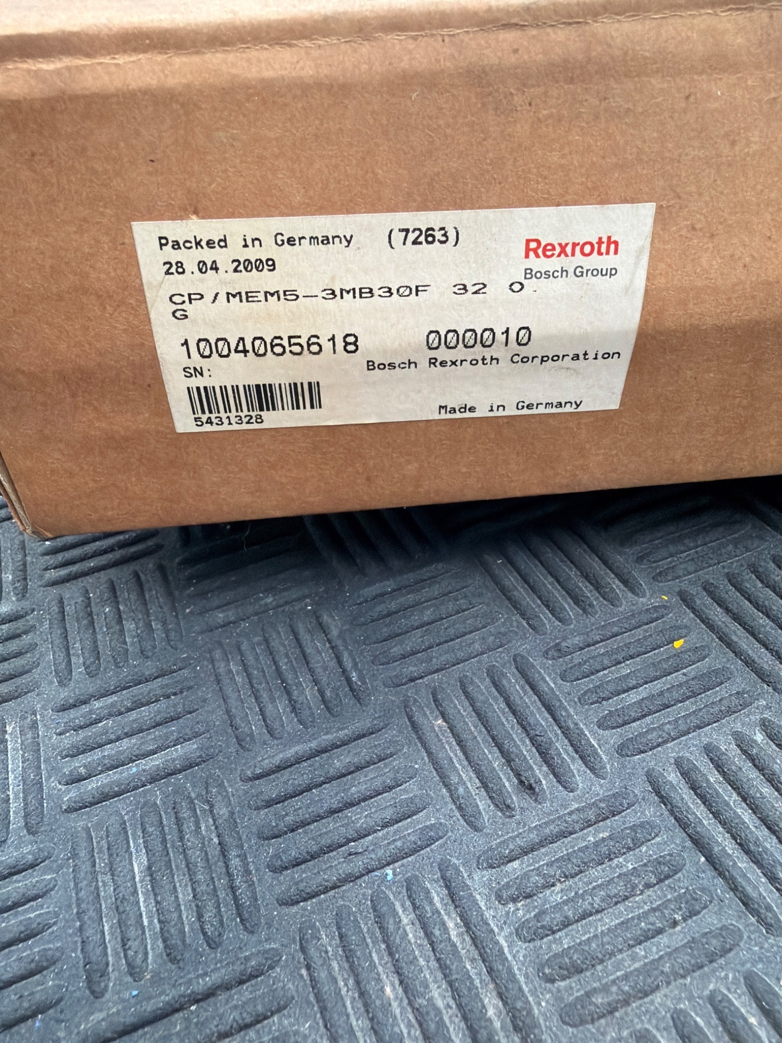 BOSCH REXROTH CP/MEM5‑3MB0F32O.G CPU Module 1004065618 NEW 2