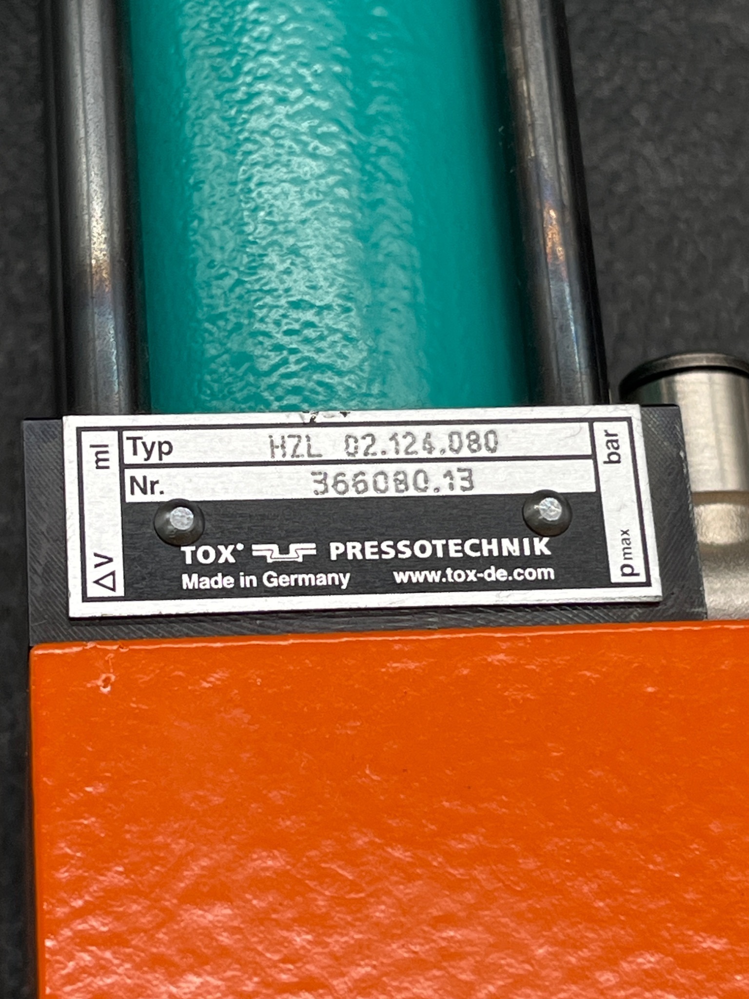 TOX PRESSOTECHNIK SMB 002.026.A.002 Clinch Gun USED 6