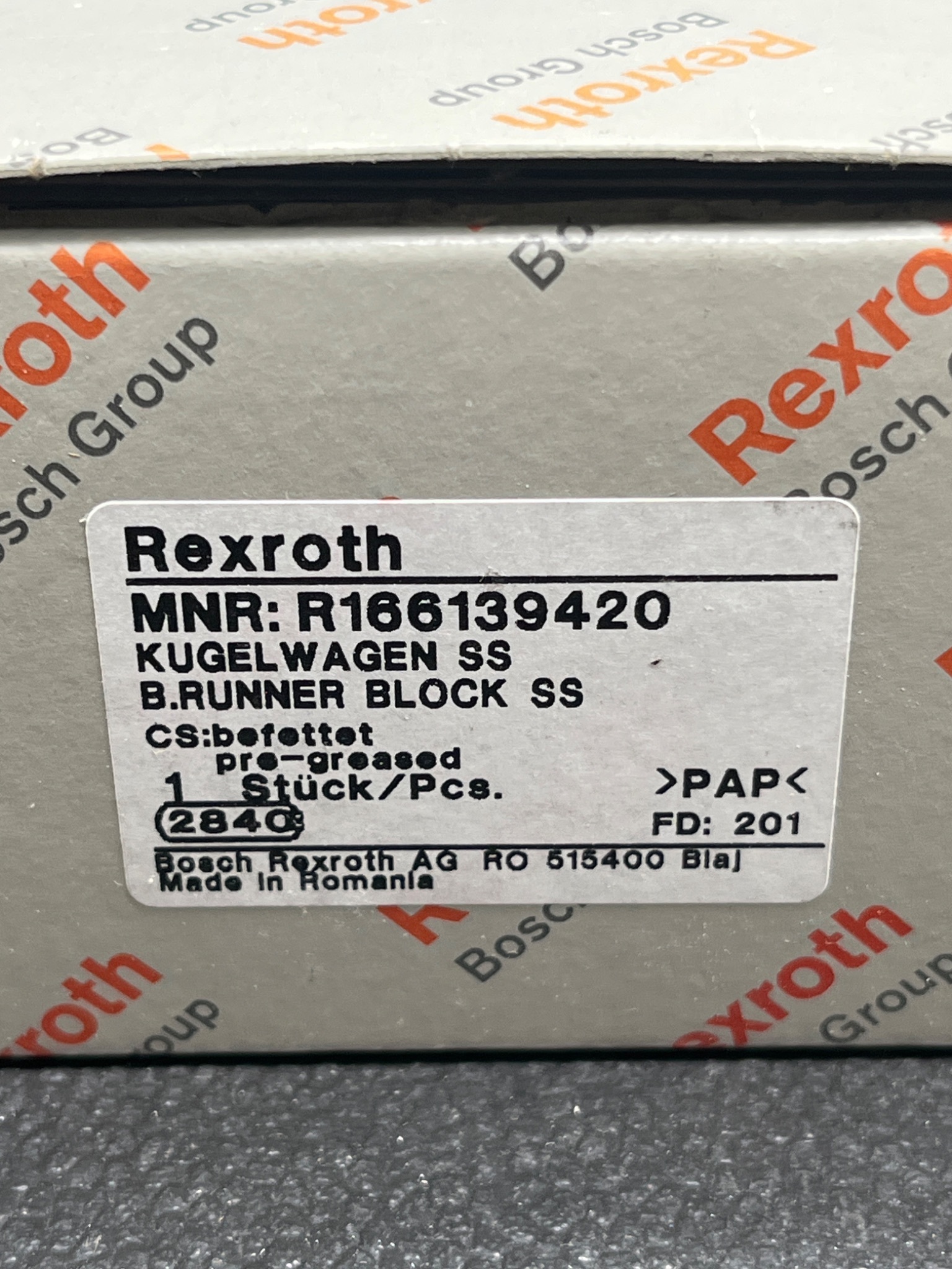 BOSCH REXROTH R166139420 Ball Runner Block Size 35 Linear Guide NEW 5