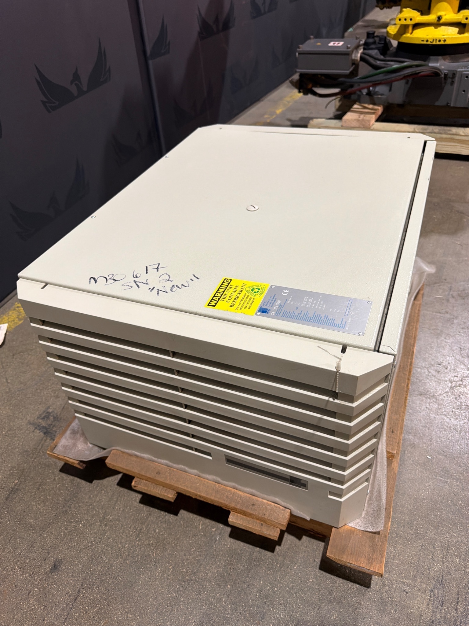 RITTAL SK 3261140 Enclosure Cooling Unit USED 1