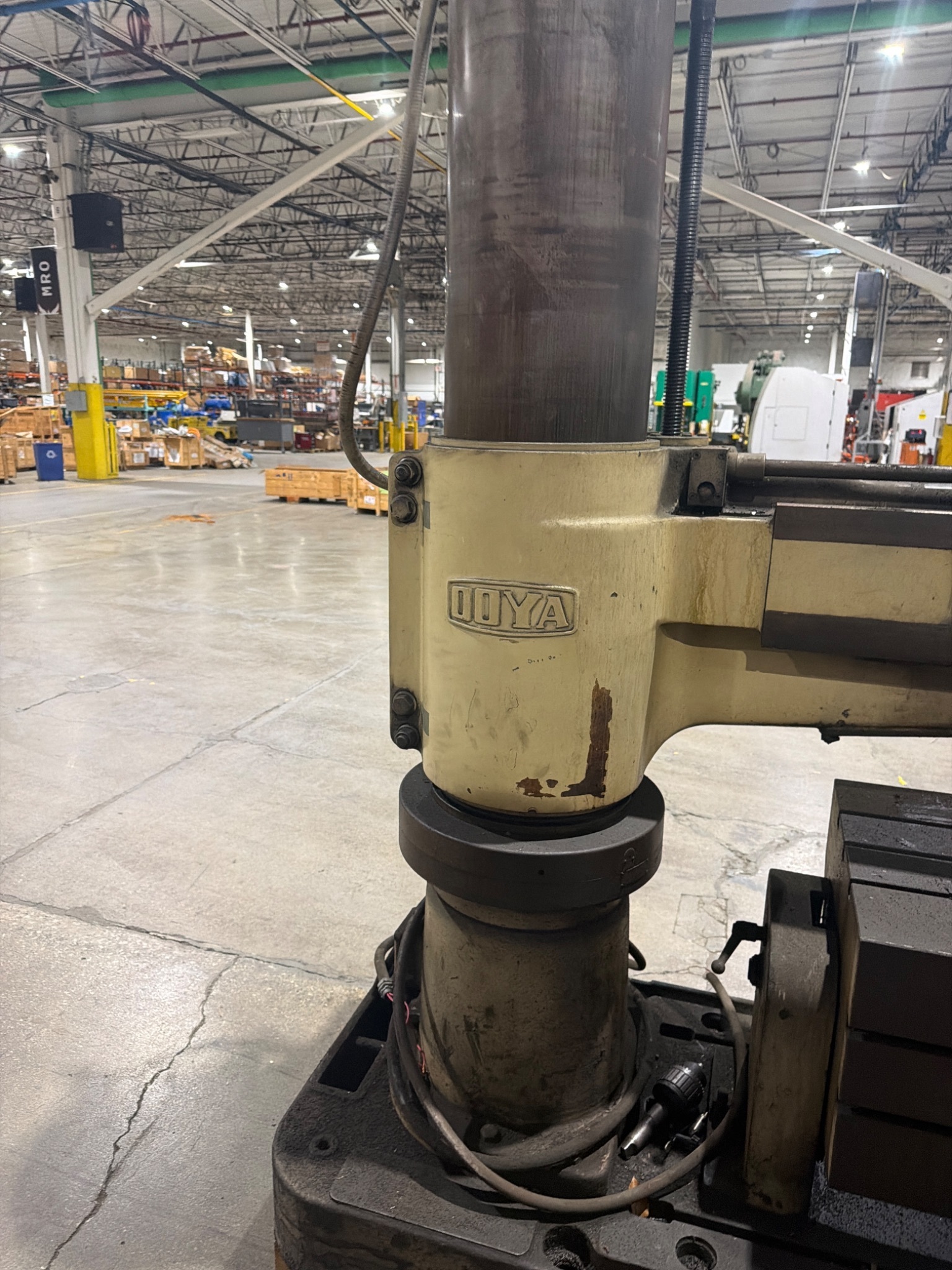 4′ X 13″ Ooya RE-1225H Radial Arm Drill With Box Table USED 3