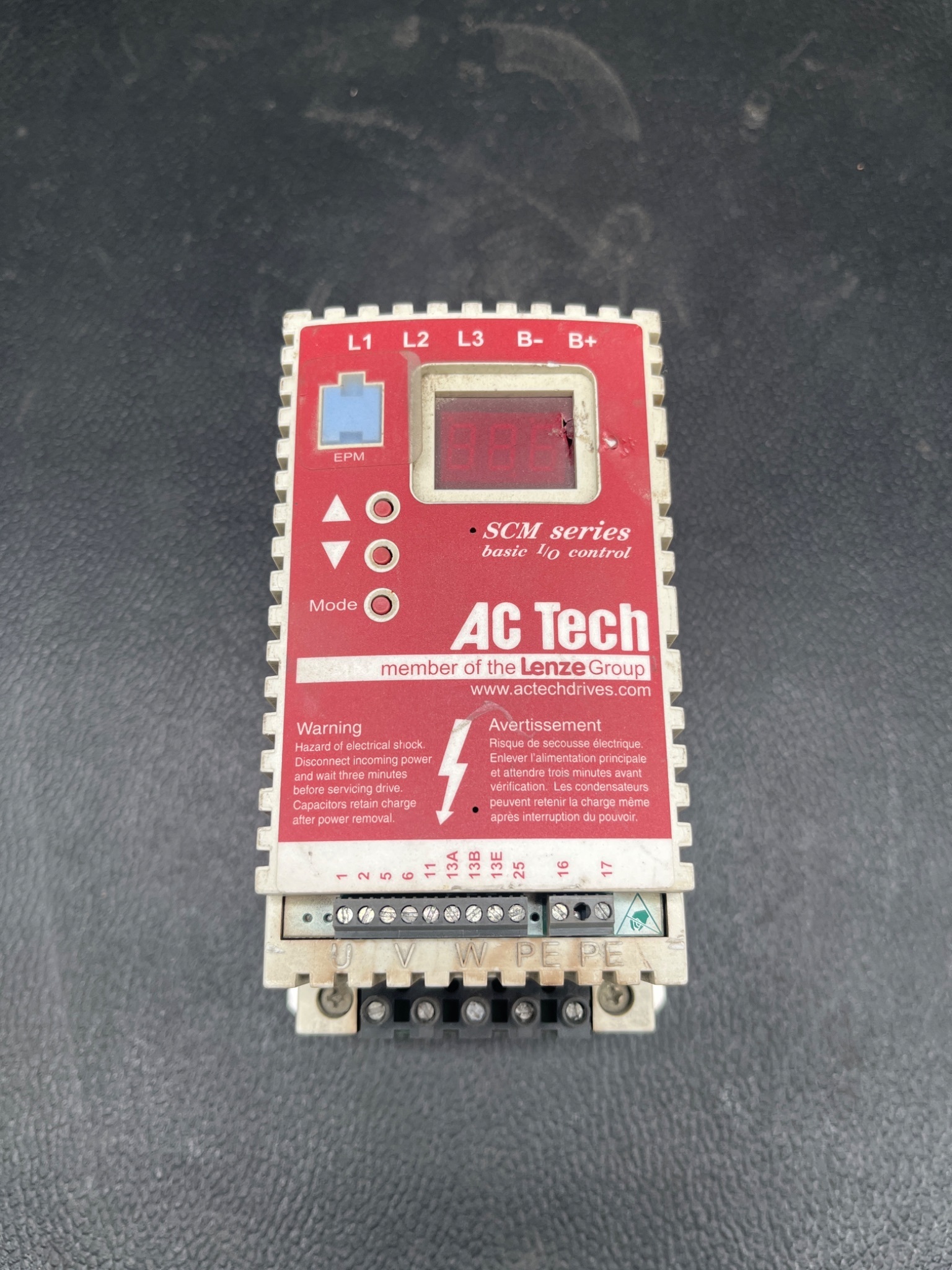 AC TECH SM405 Variable Frequency Drive USED 0