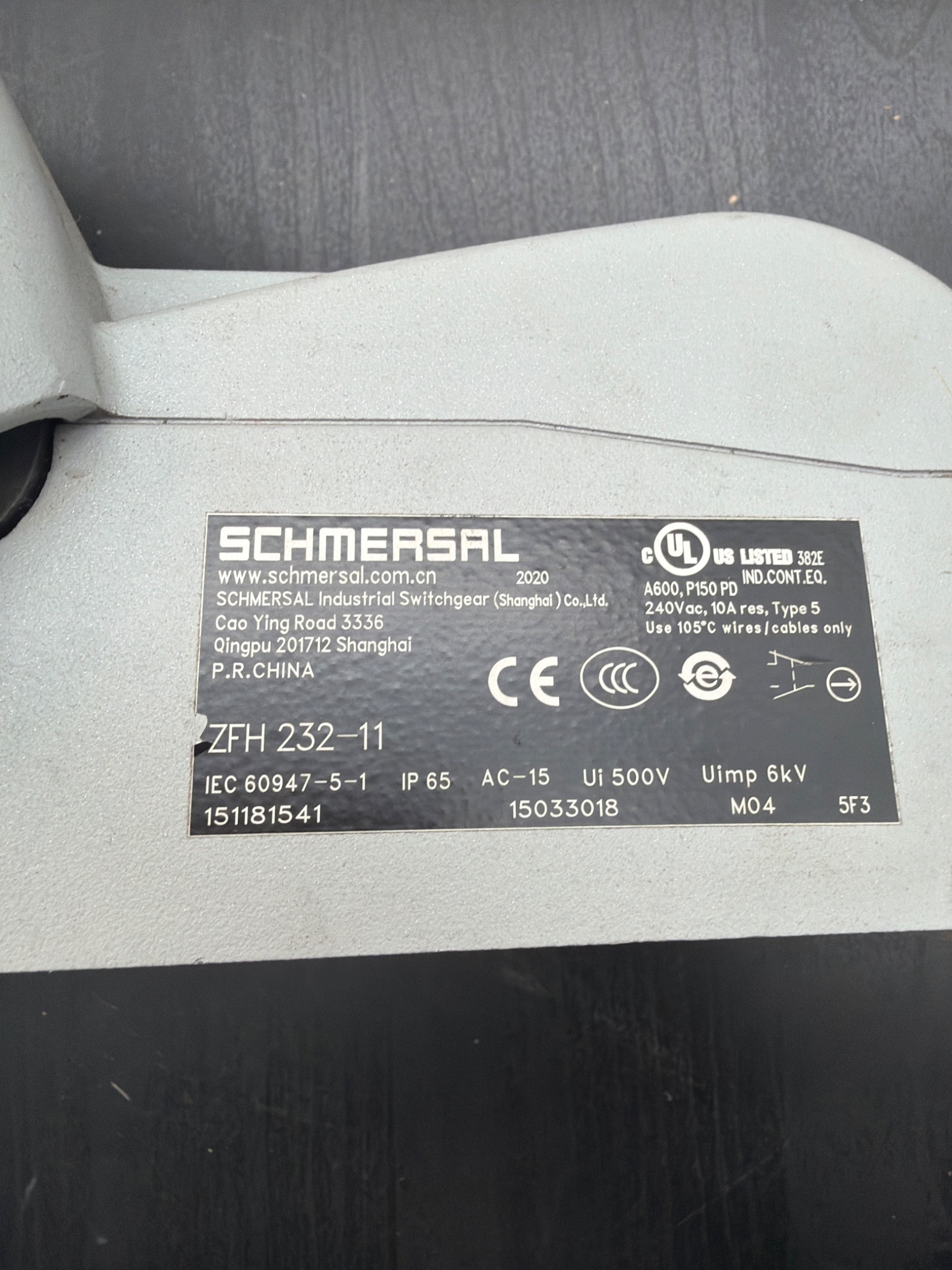 SCHMERSAL ZFH 232‑11 Safety Foot Switch USED 4