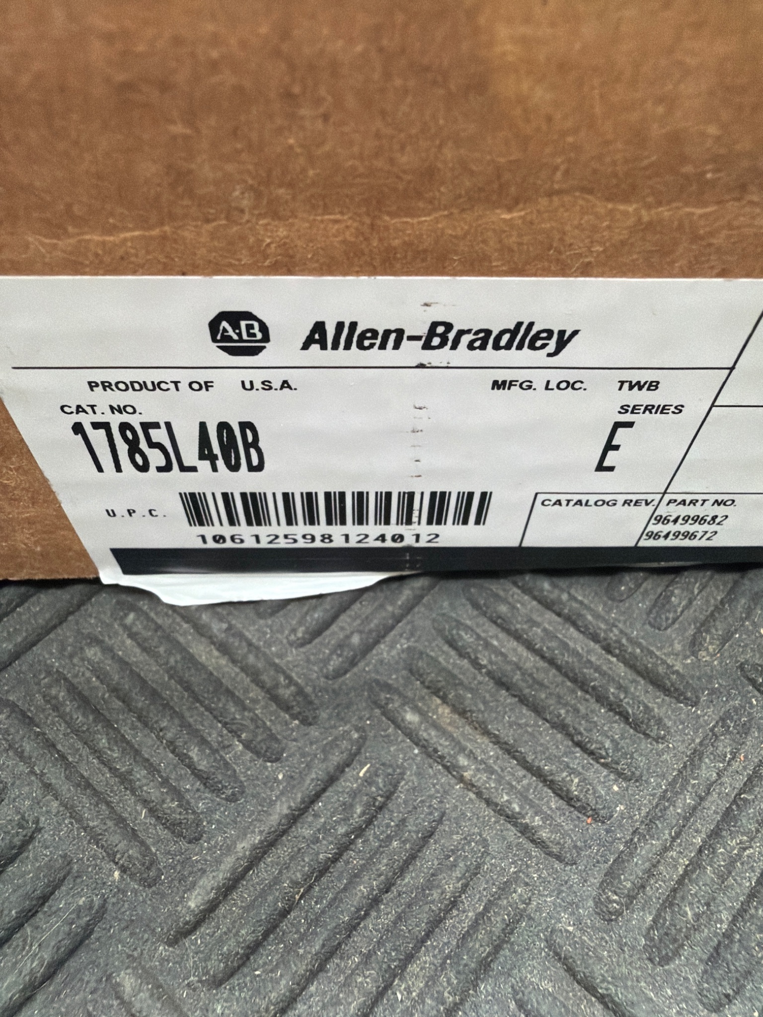 ALLEN BRADLEY 1785‑L40B Enhanced PLC‑5/40 Processor NEW 4