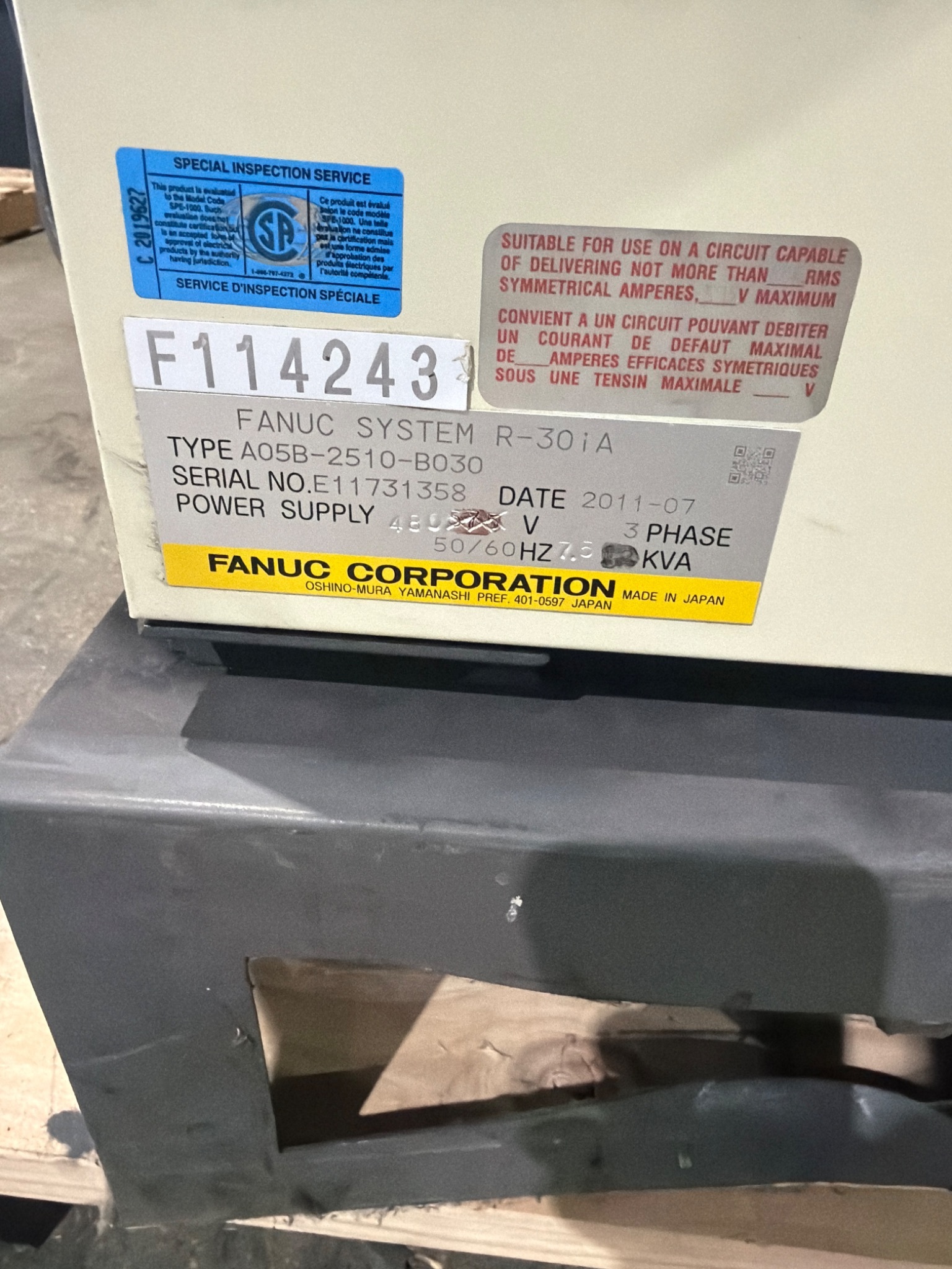 FANUC R-2000iB/210F Complete w/ R-30iB Controls USED 3