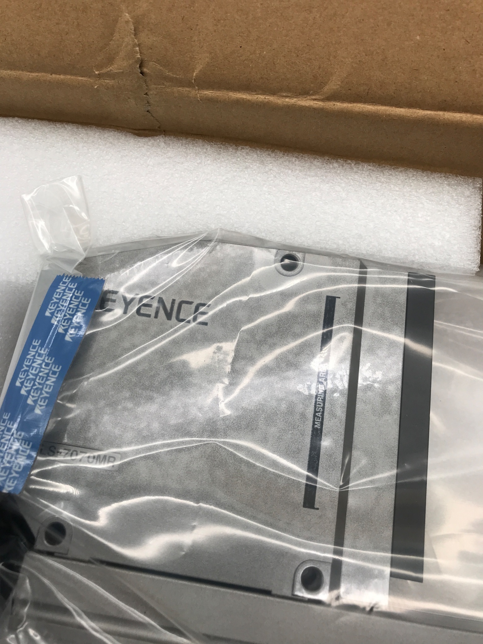 KEYENCE LS-7070M Laser Micrometer Sensor Head NEW 5