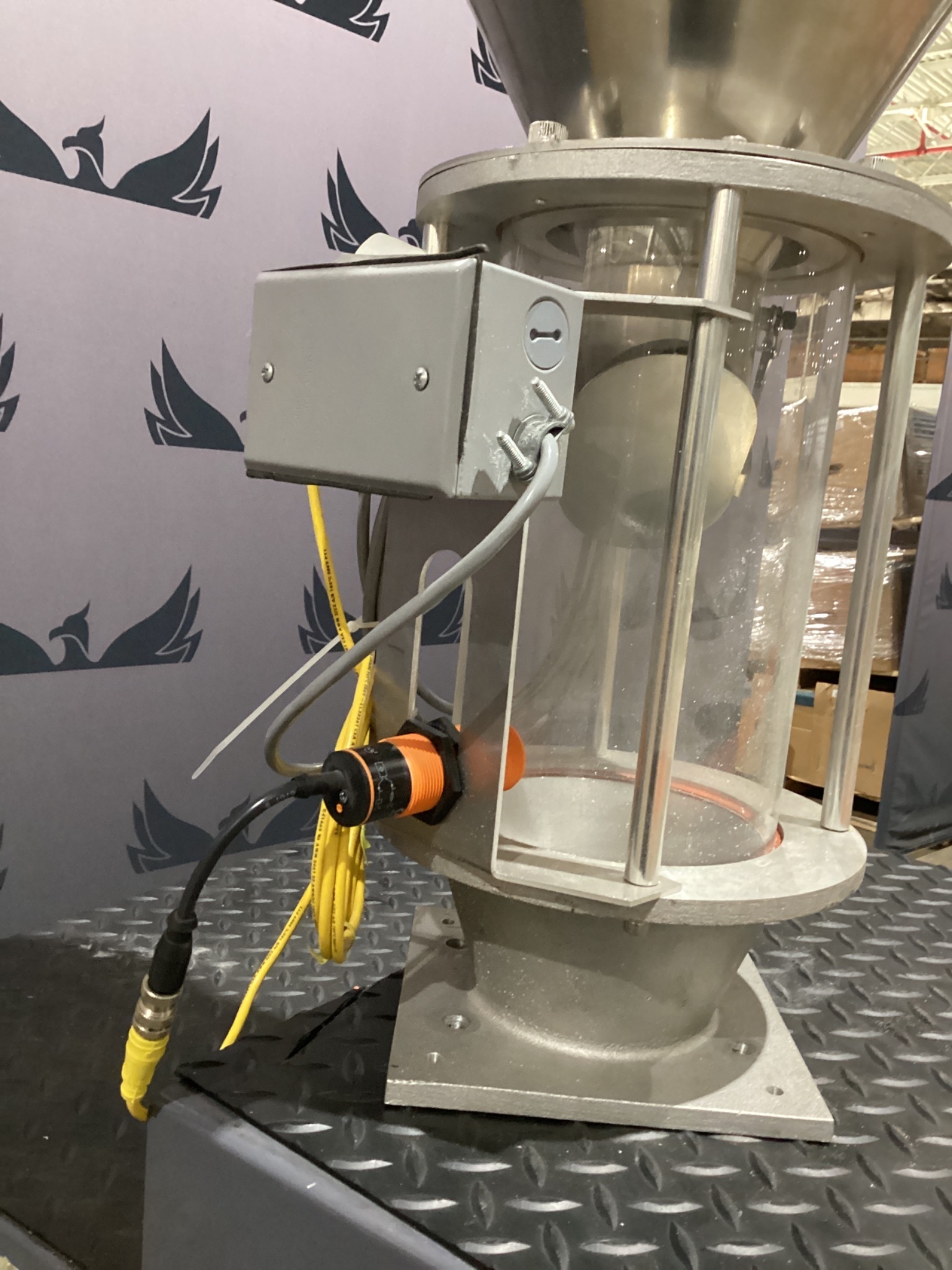 AEC WHITLOCK SRI04 Vacuum Hopper USED 3