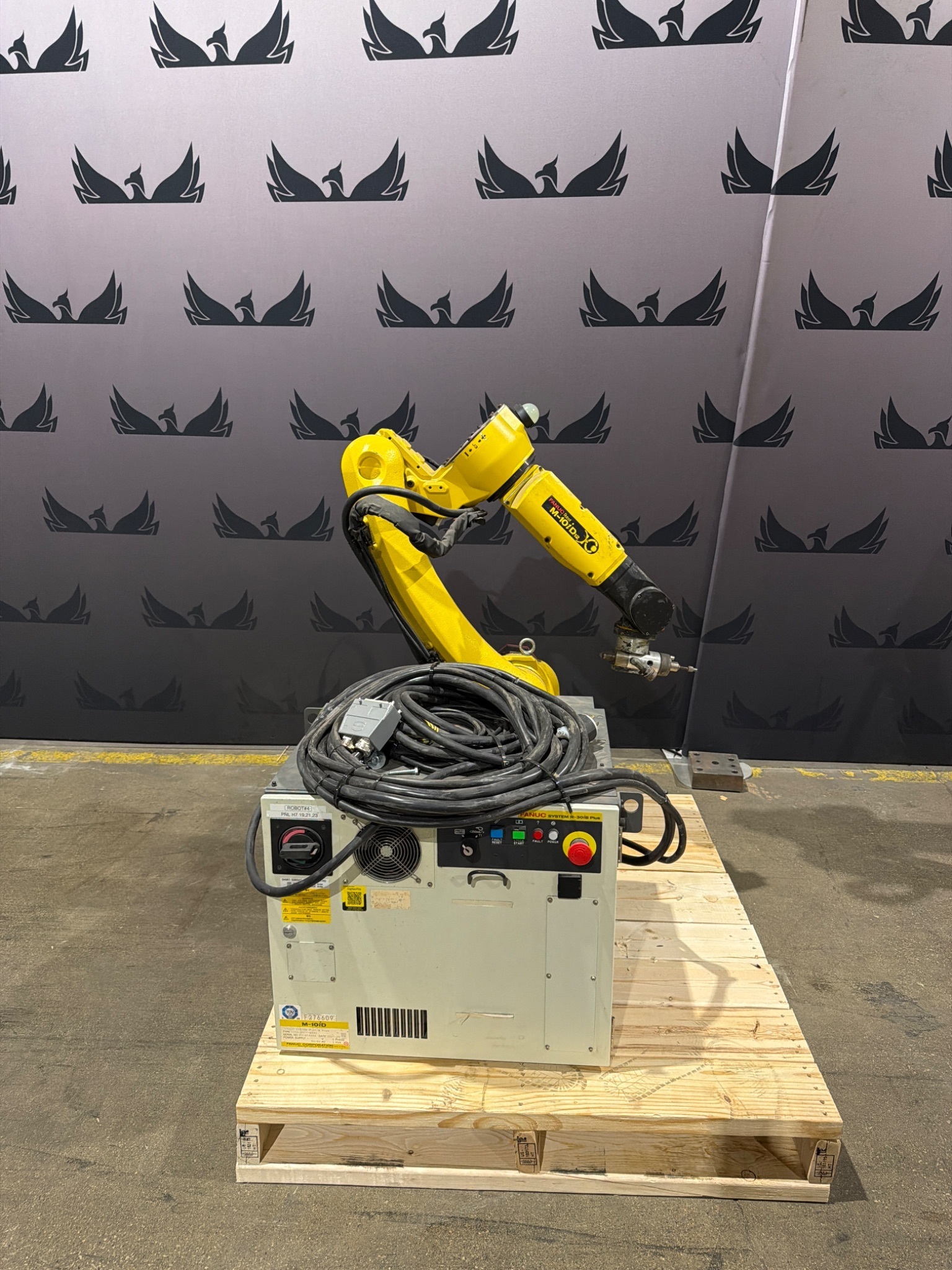 FANUC M-10iD/12 Complete w/ R-30iB PLUS Controller USED - Missing Pendant 0