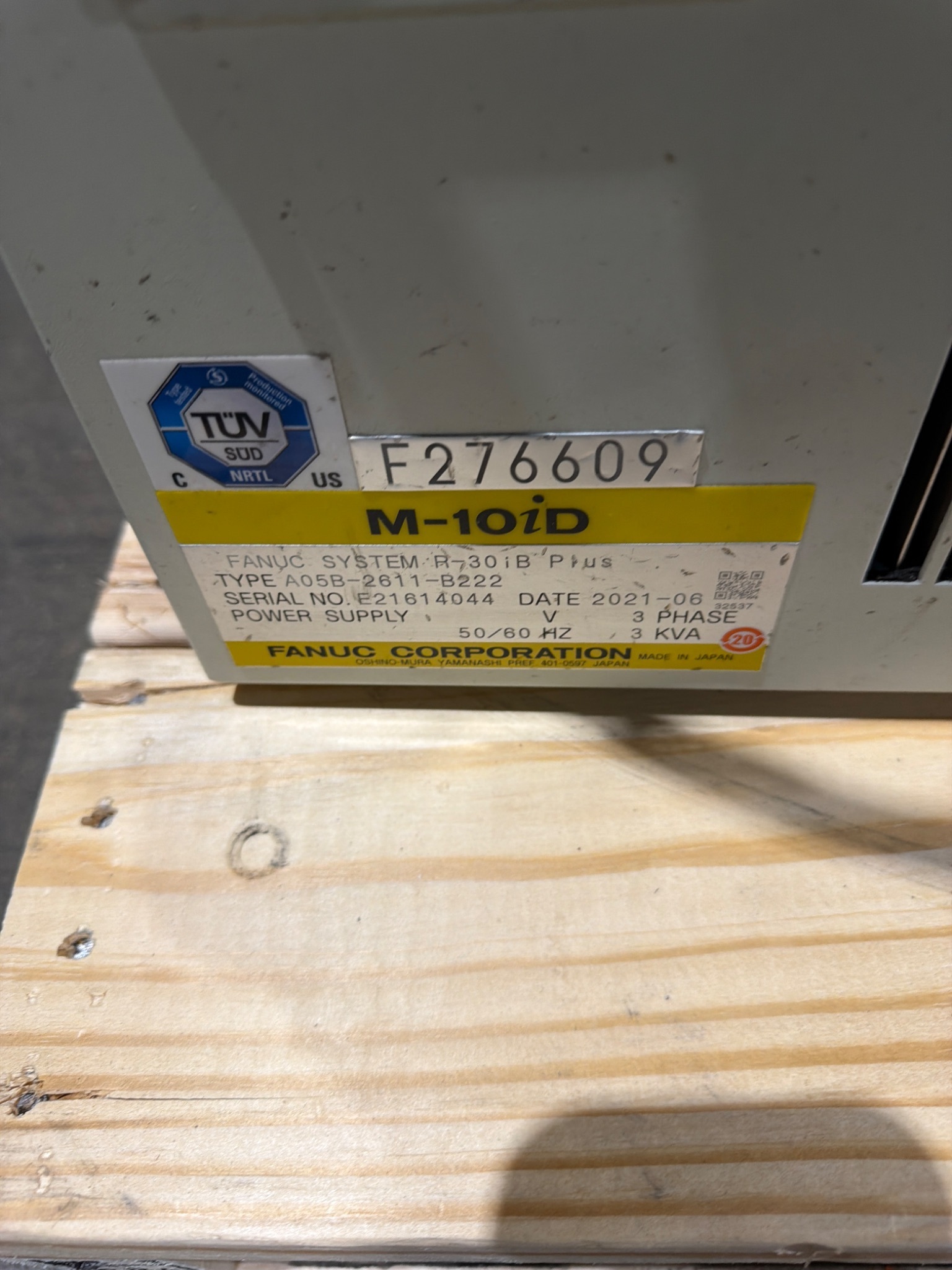 FANUC M-10iD/12 Complete w/ R-30iB PLUS Controller USED - Missing Pendant 6