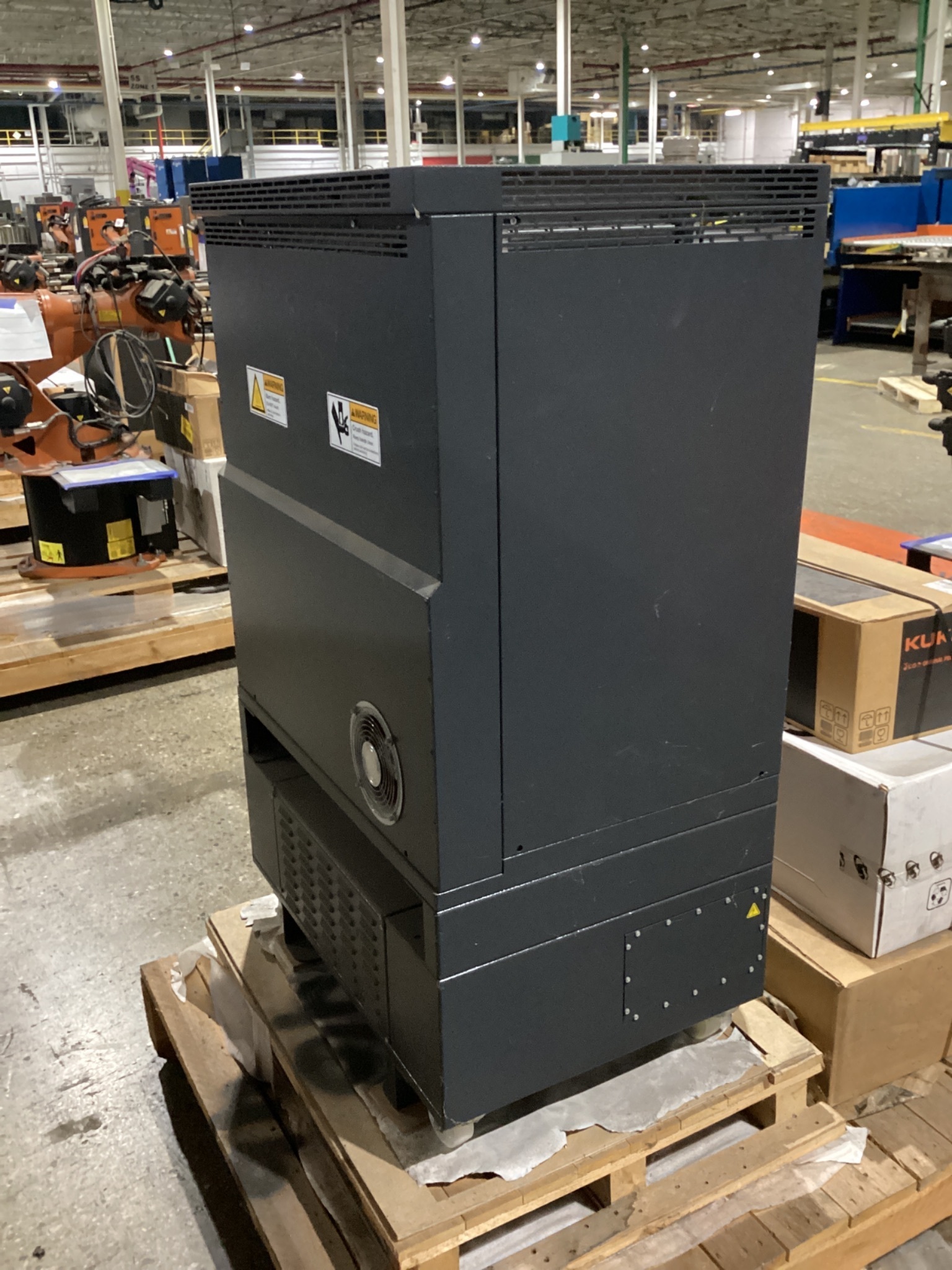 KUKA KR16 L6-2 w/ KR C4 Controls & TT3A Reamer NEW 4