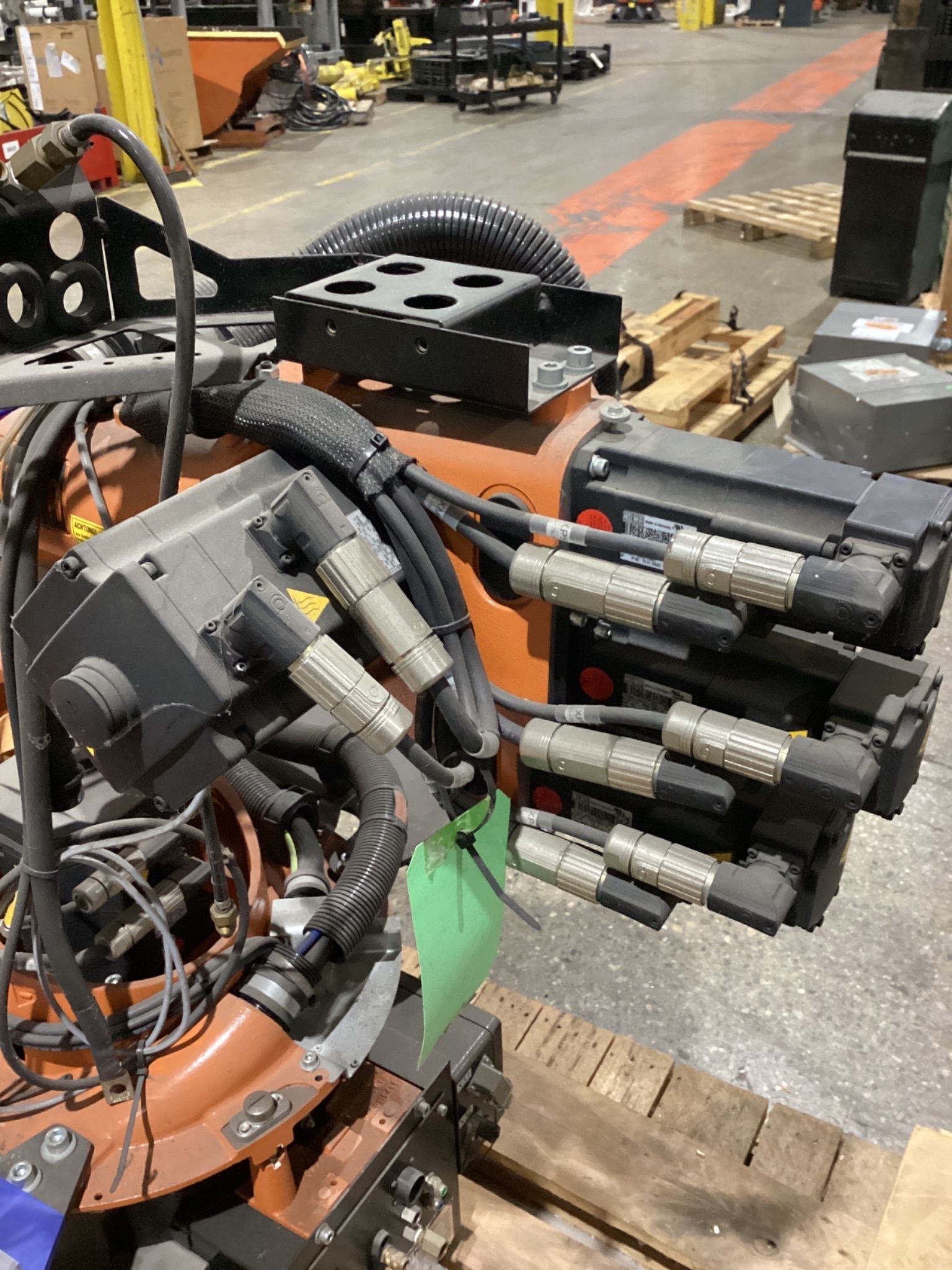 KUKA KR16 L6-2 w/ KR C4 Controls & TT3A Reamer NEW 6