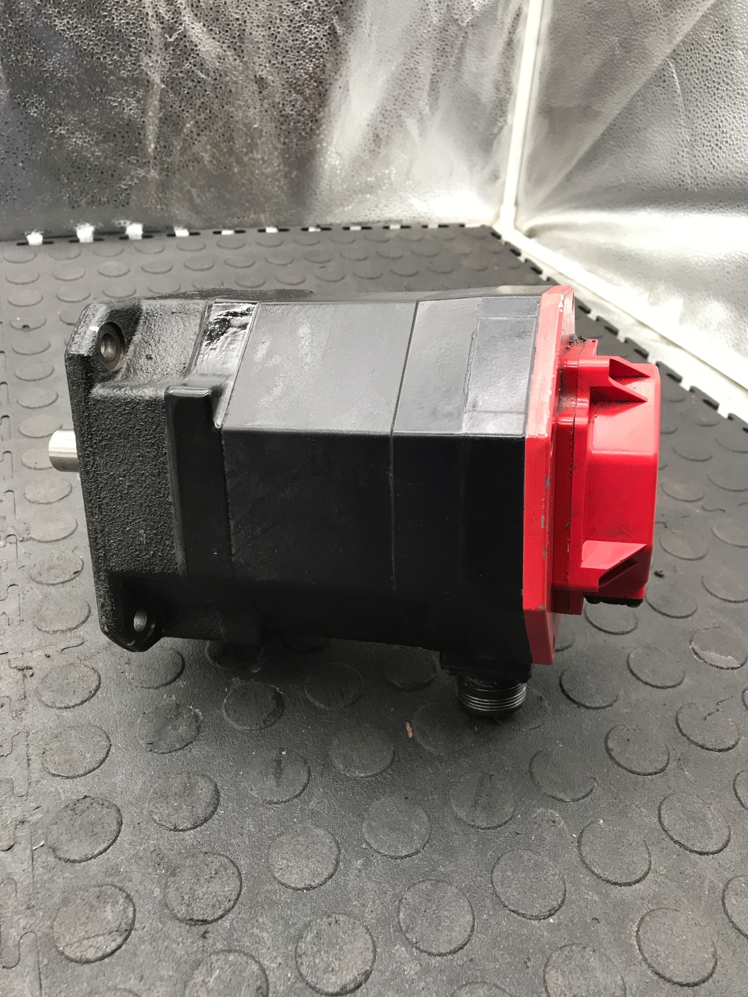 FANUC A06B‑0236‑B402#0300 AC Servo Motor USED 3