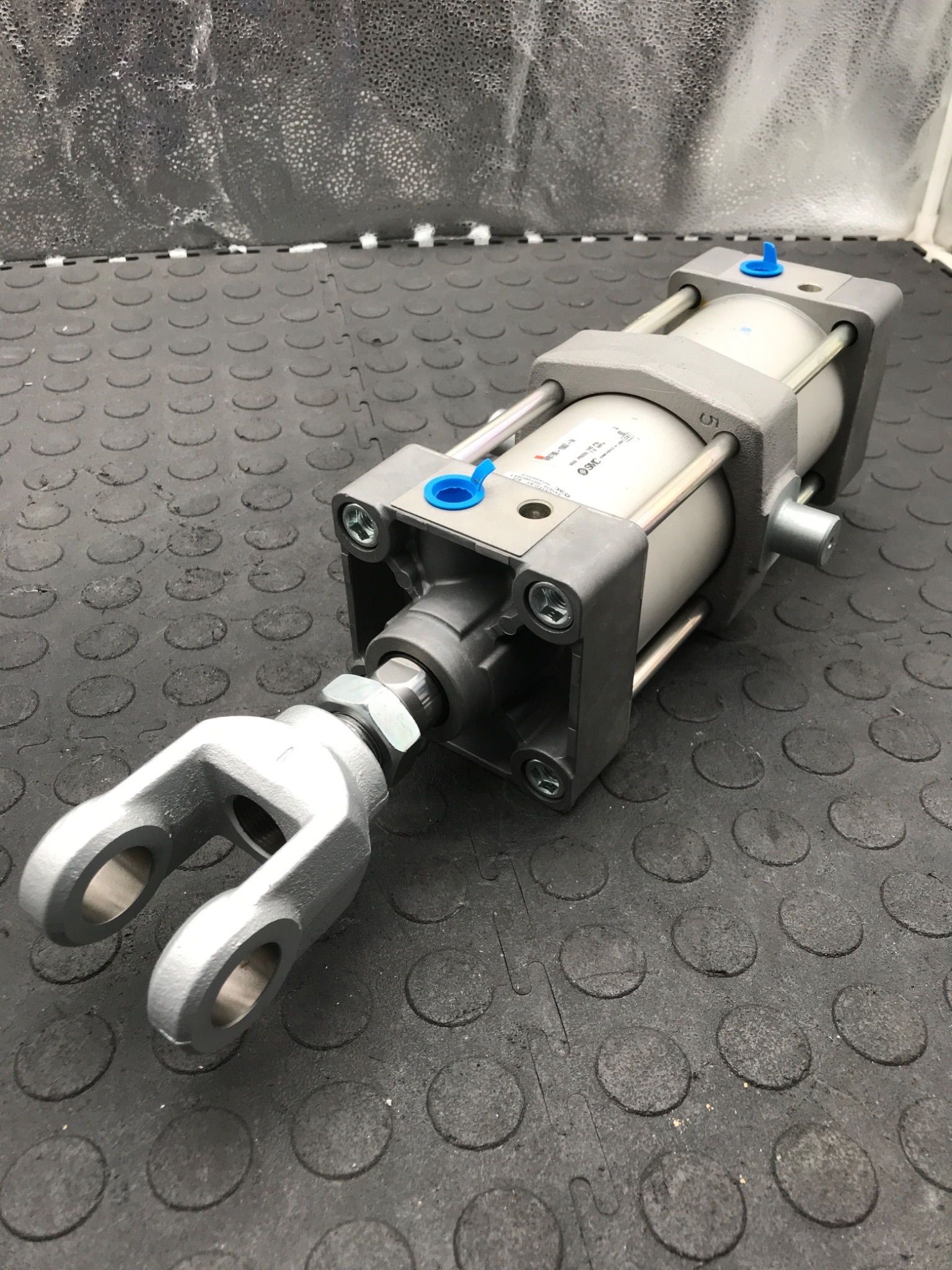 SMC MBT80‑150Z‑W Pneumatic Cylinder NEW 2