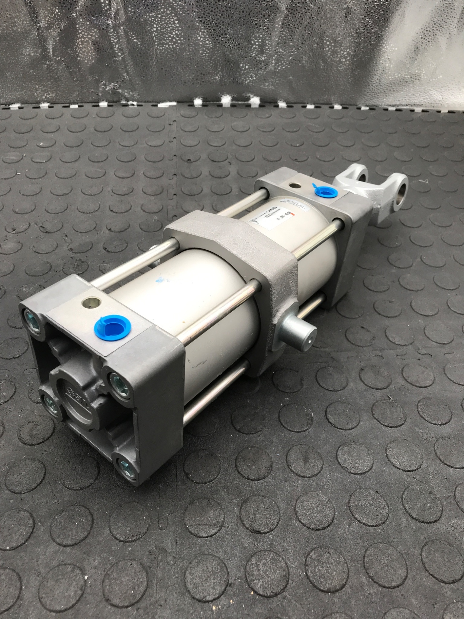 SMC MBT80‑150Z‑W Pneumatic Cylinder NEW 3