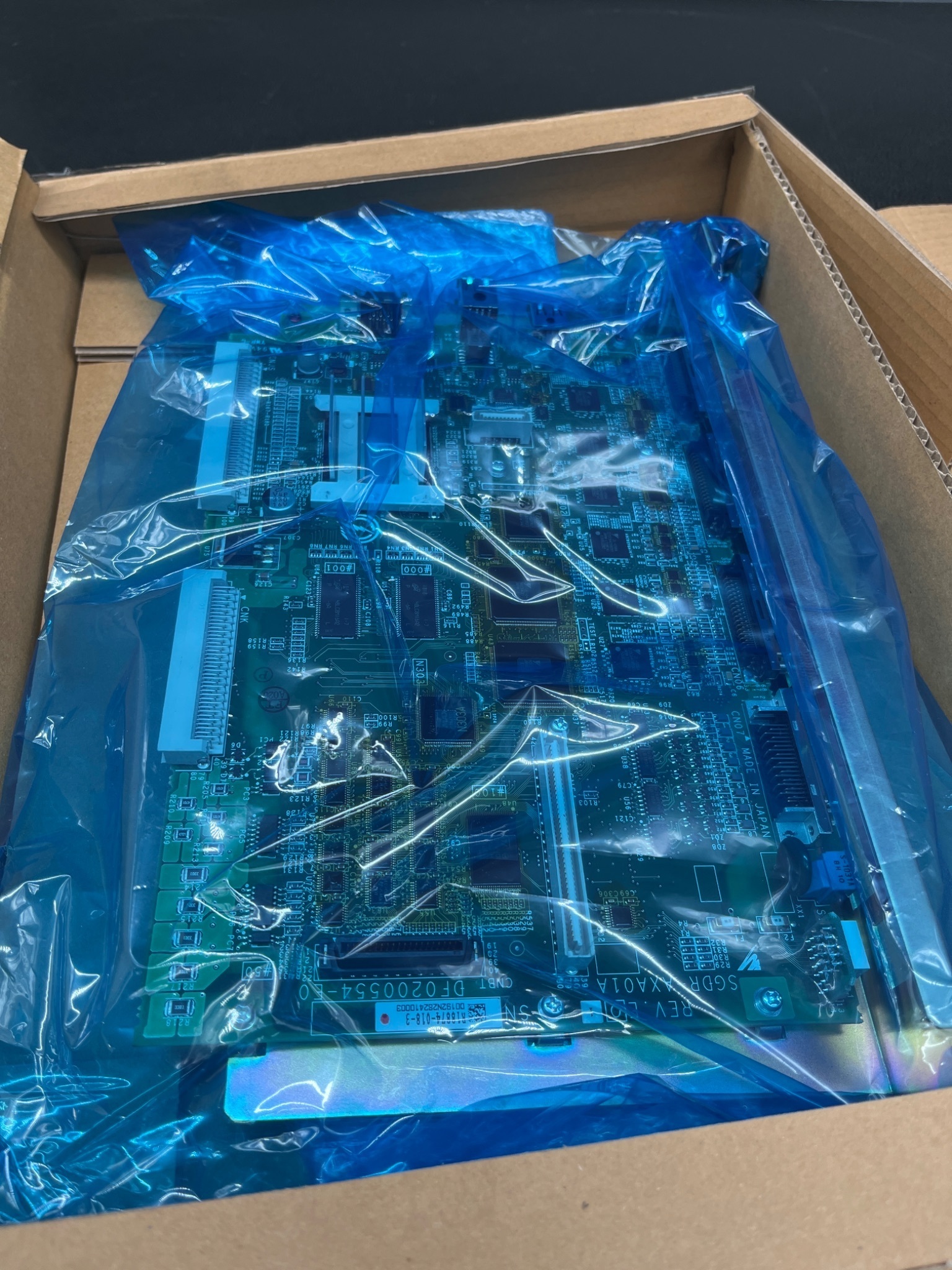YASKAWA SGDR‑AXA01A Servo Control PCB NX100 NEW IN BOX 3