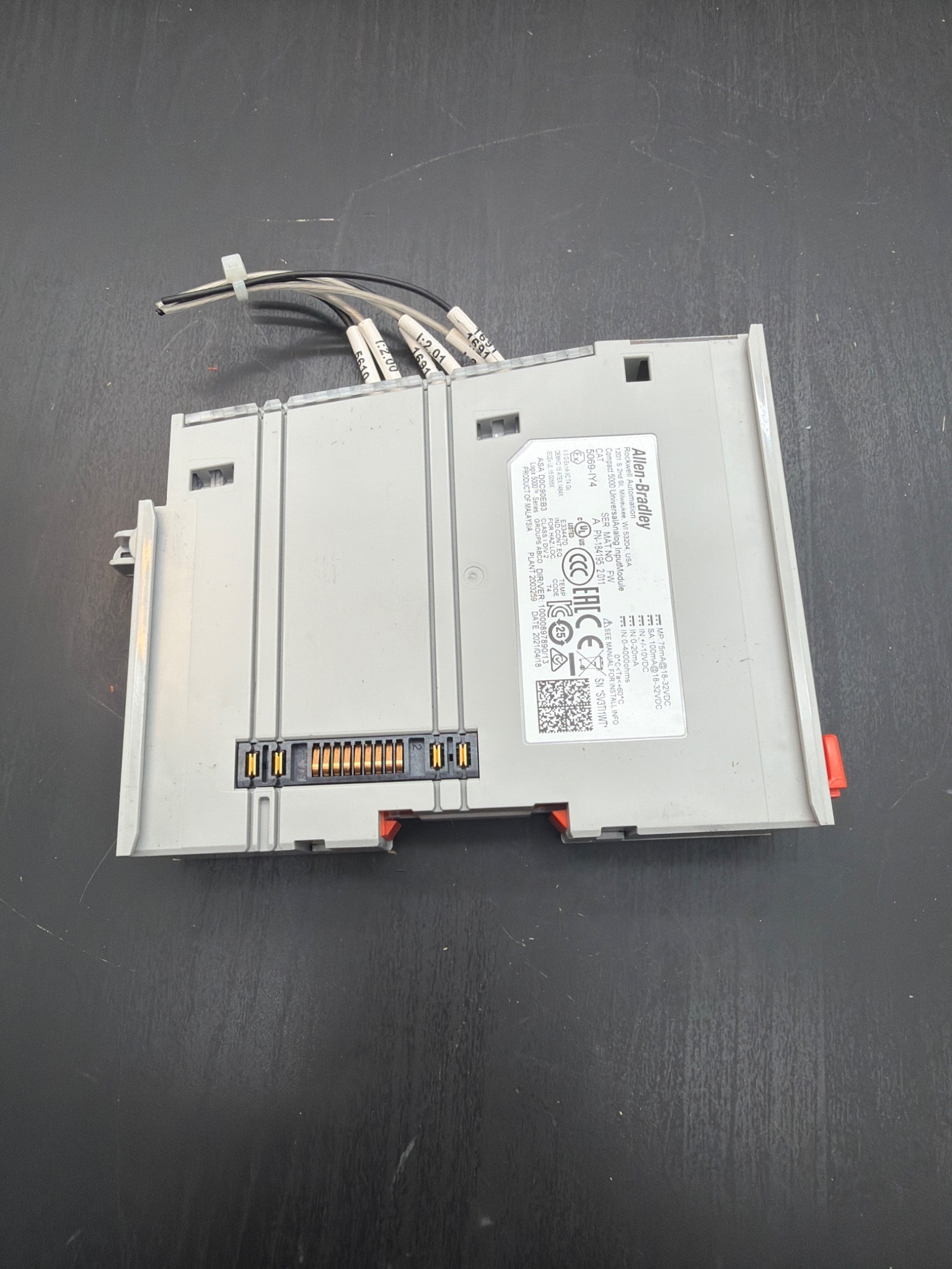 ALLEN BRADLEY 5069‑IY4 Compact 5000 Universal Analog Input Module USED 4