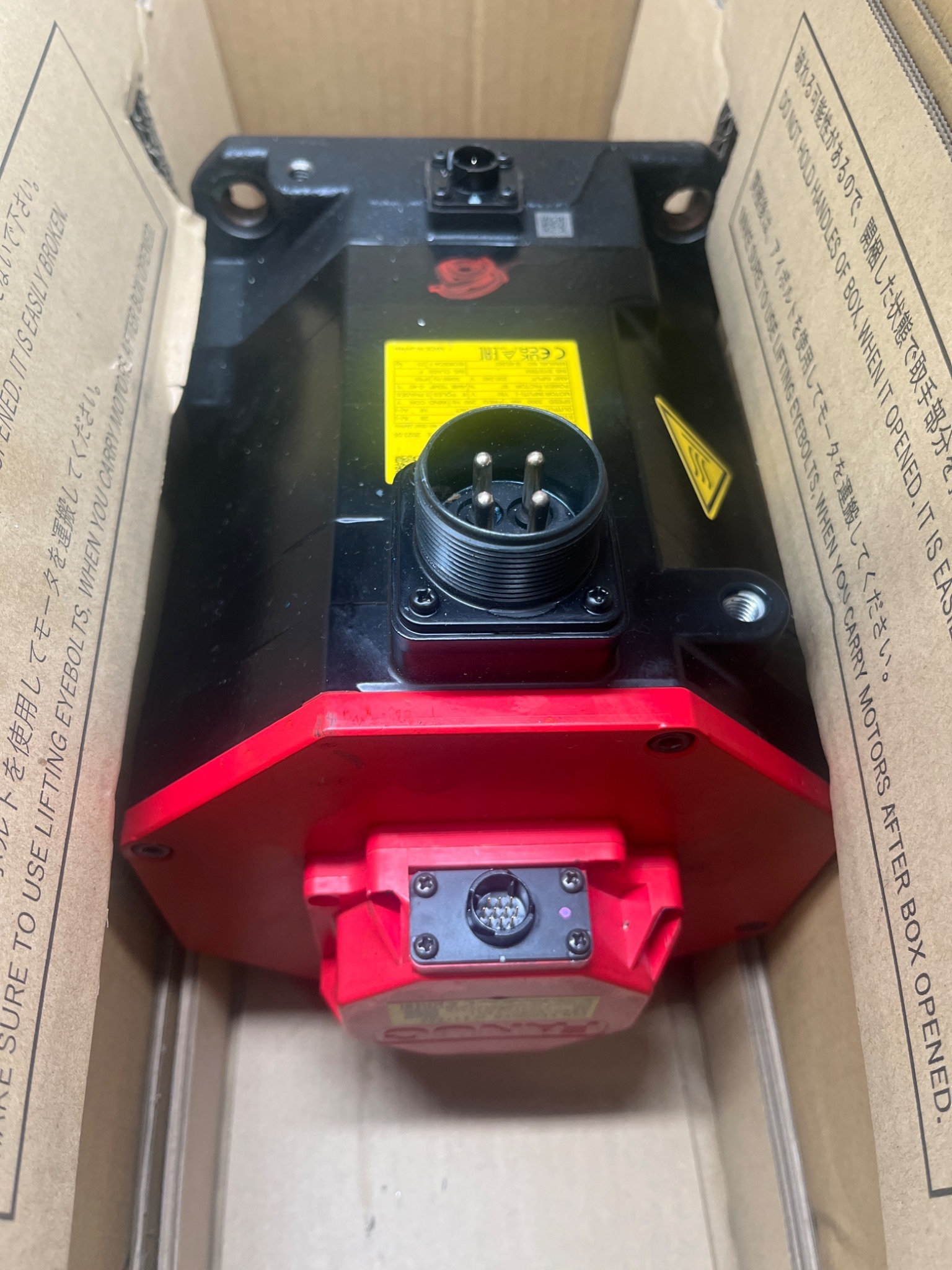 FANUC A06B‑0265‑B400#100 AC Servo Motor αiS 22/4000 NEW 2