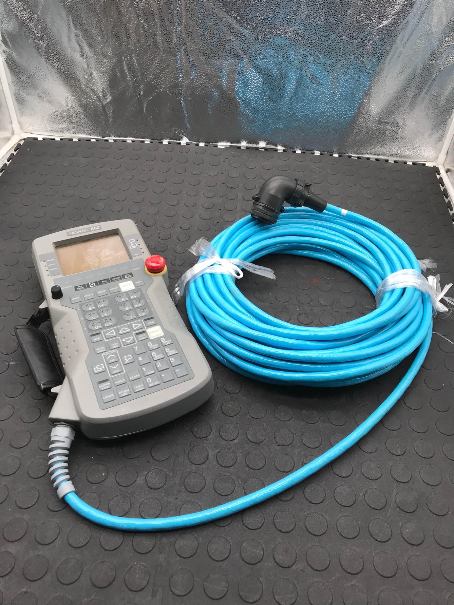 YASKAWA JZNC‑XPP40E‑2 Teach Pendant USED 2