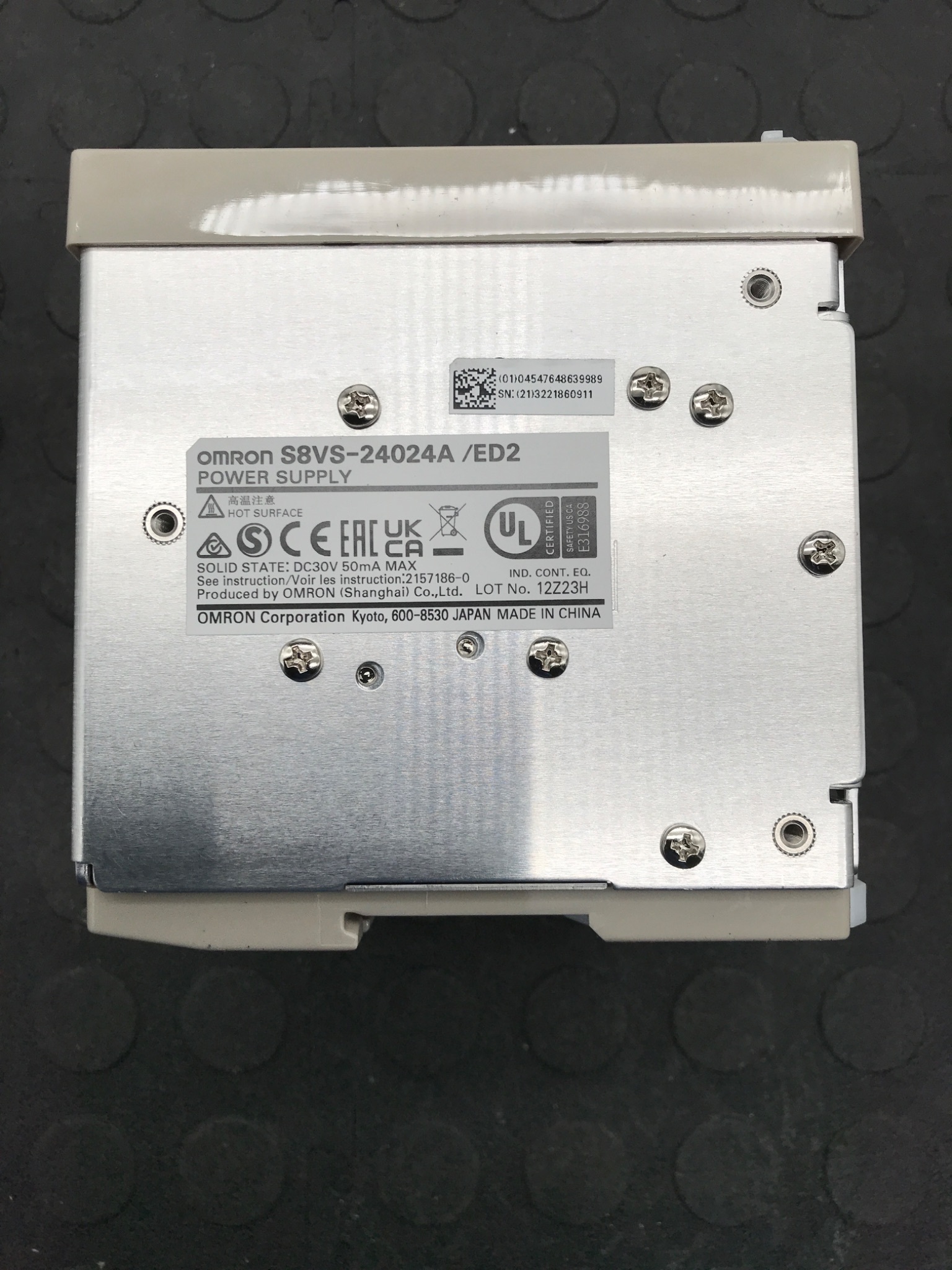 OMRON S8VS‑24024A/ED2 Power Supply 24VDC 10A NEW 3