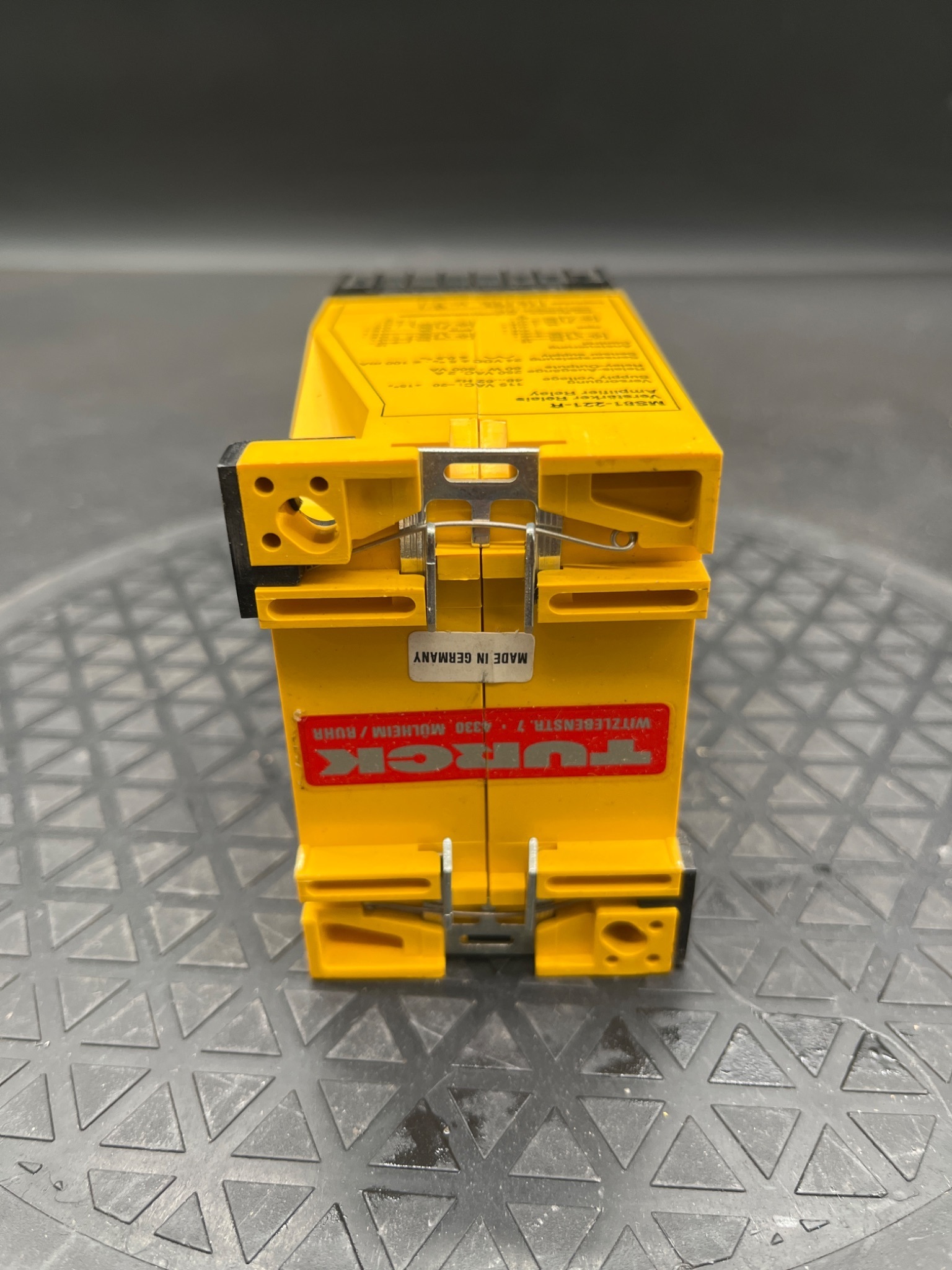 TURCK MS81‑221‑R Amplifier Relay Module NEW IN BOX 6