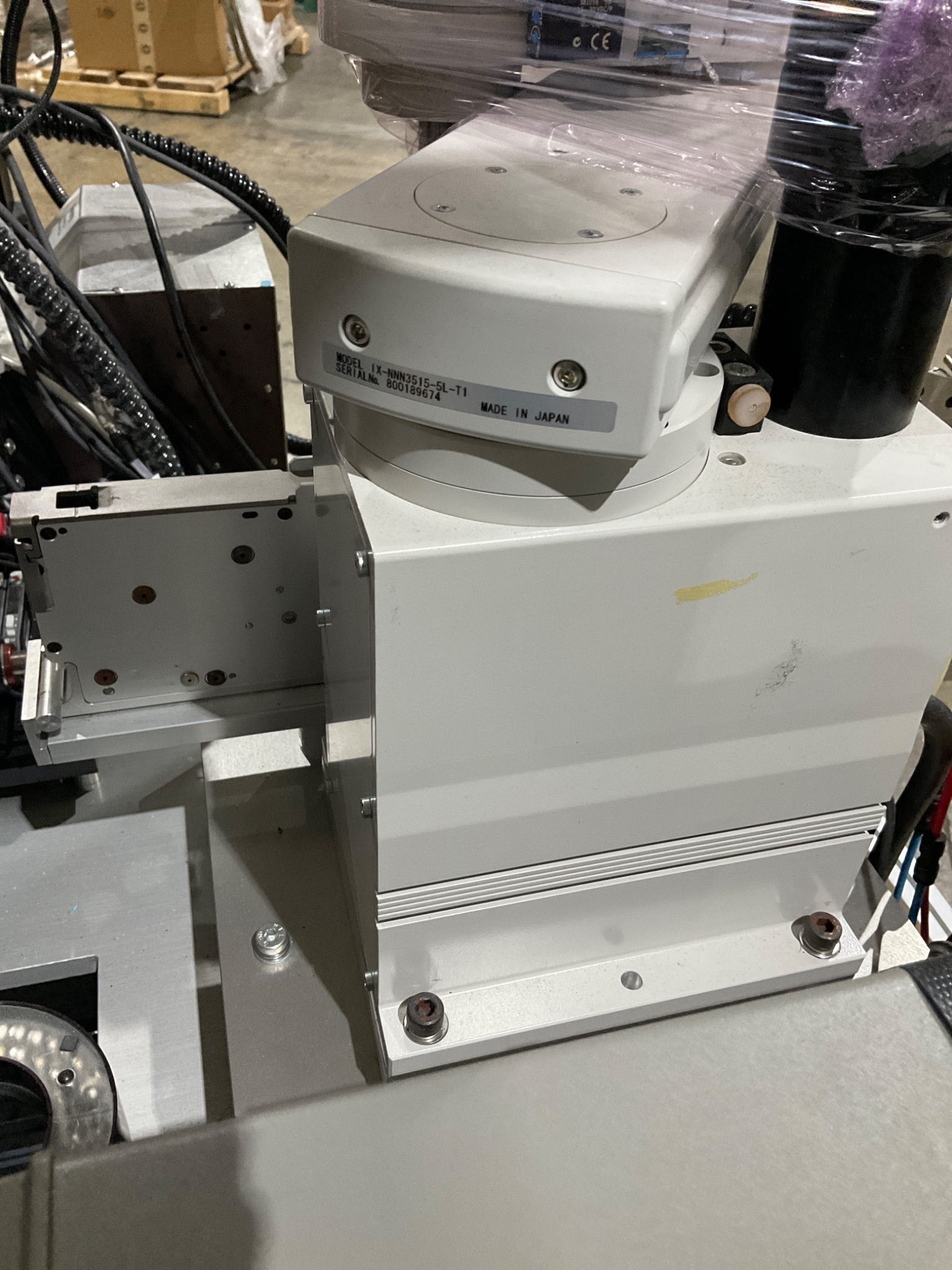 IAI CORP IX-NNN6020-5L-T1 Robot w/ HOVER-DAVIS QF01-16 Tape Feeder USED 3