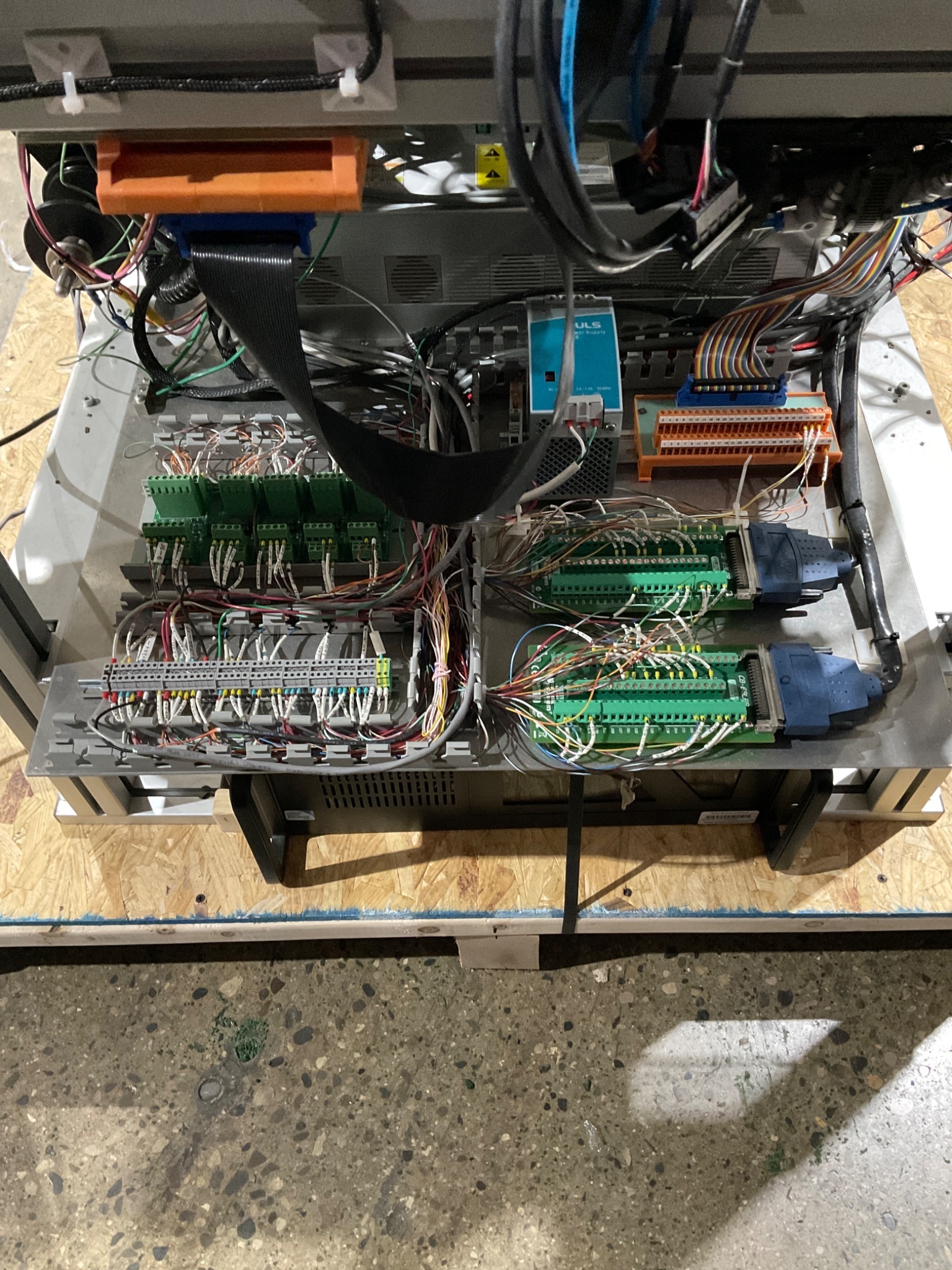 IAI CORP IX-NNN6020-5L-T1 Robot w/ HOVER-DAVIS QF01-16 Tape Feeder USED 8